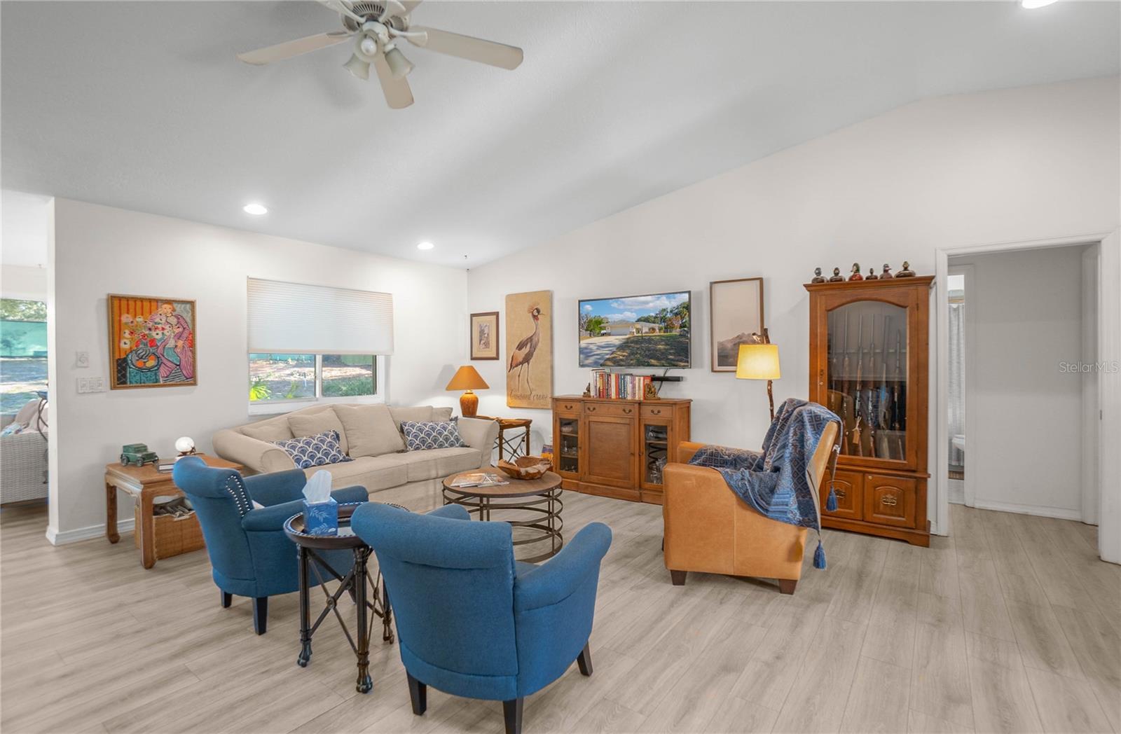 3371 S WINDING PATH