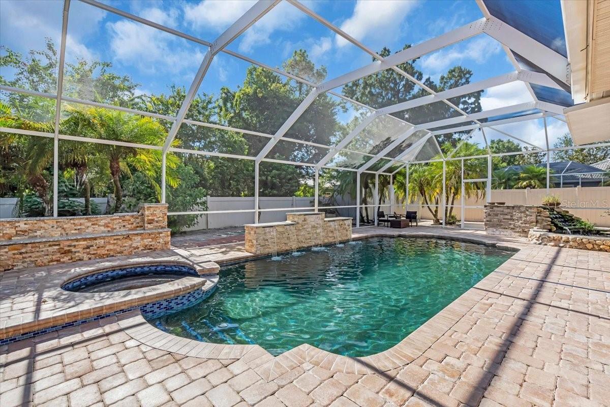 CARROLLWOOD CROSSING - Residential