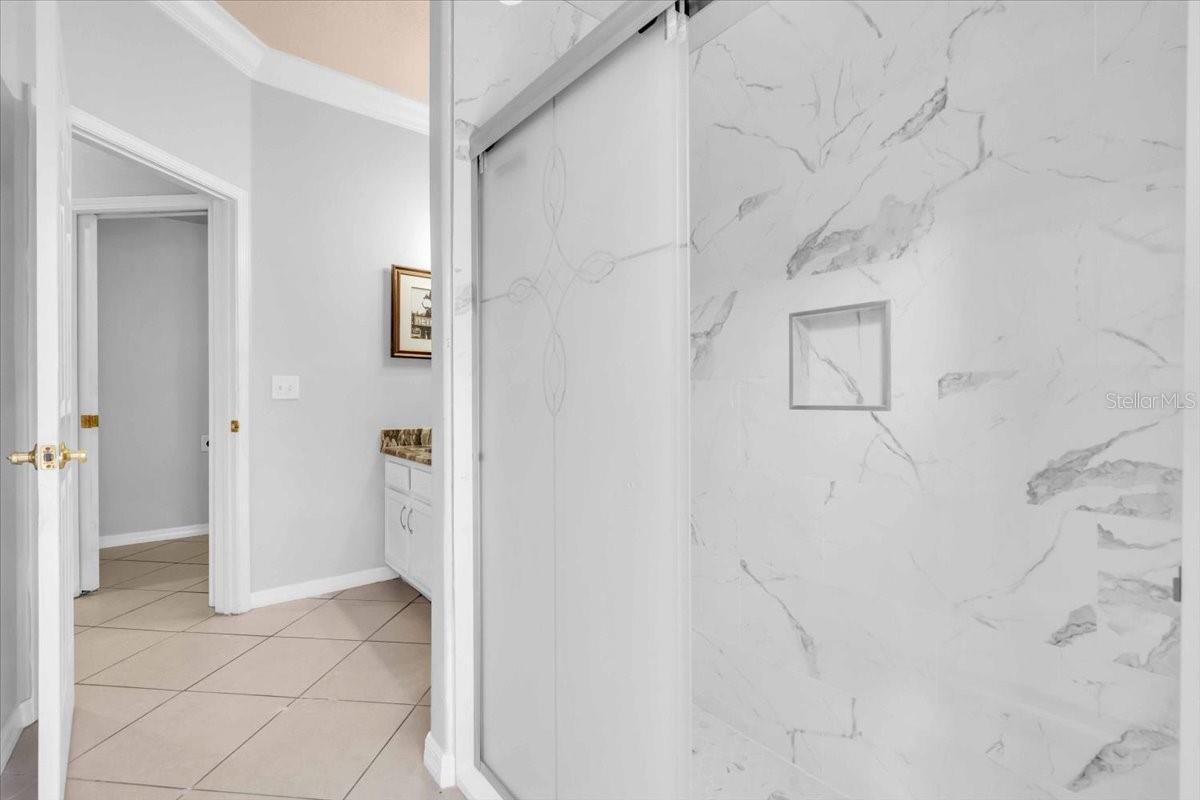 CARROLLWOOD CROSSING - Residential