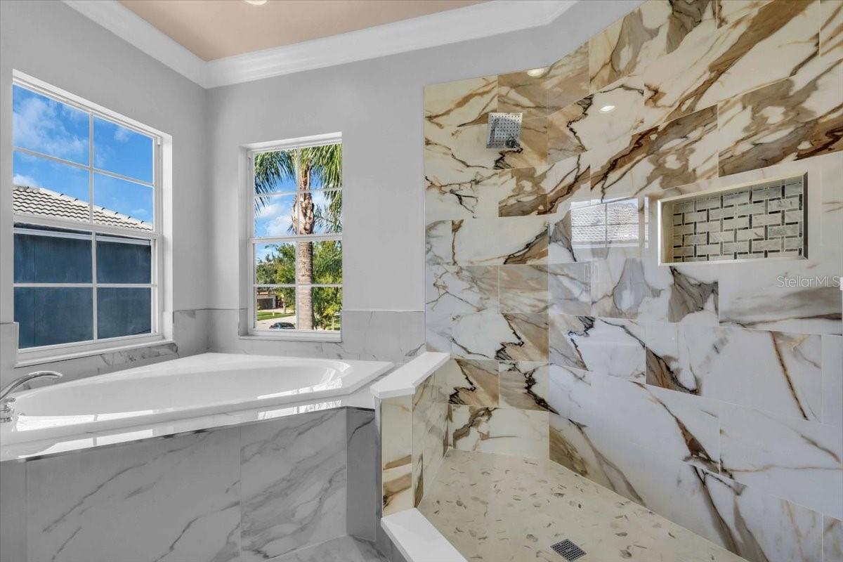 CARROLLWOOD CROSSING - Residential