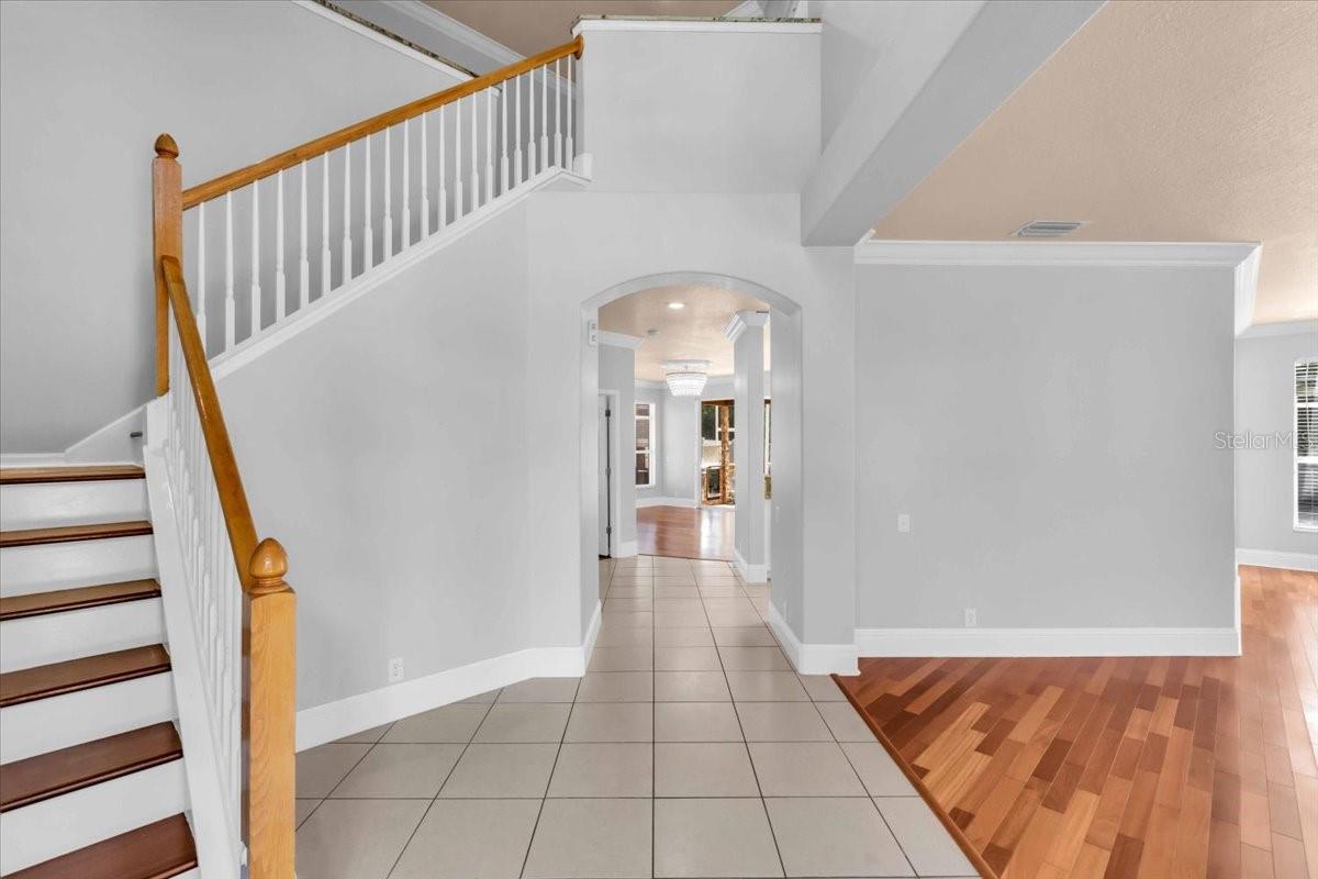 CARROLLWOOD CROSSING - Residential