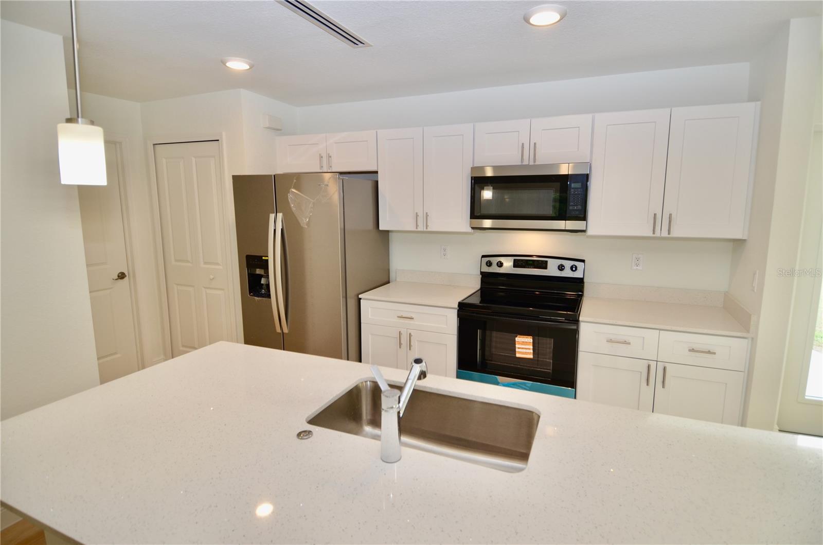 PORT CHARLOTTE SUB 32 - Residential Lease