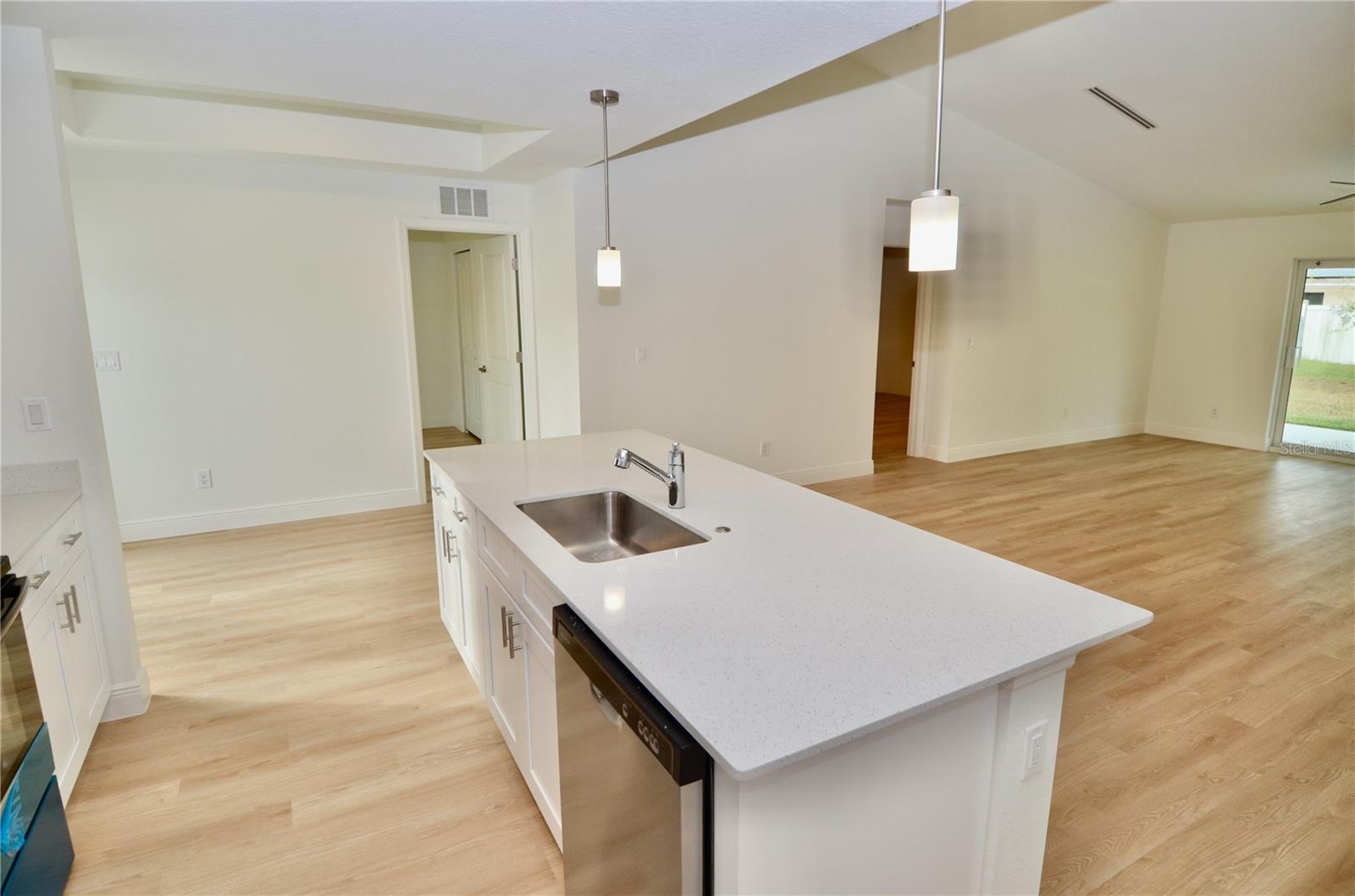 PORT CHARLOTTE SUB 32 - Residential Lease