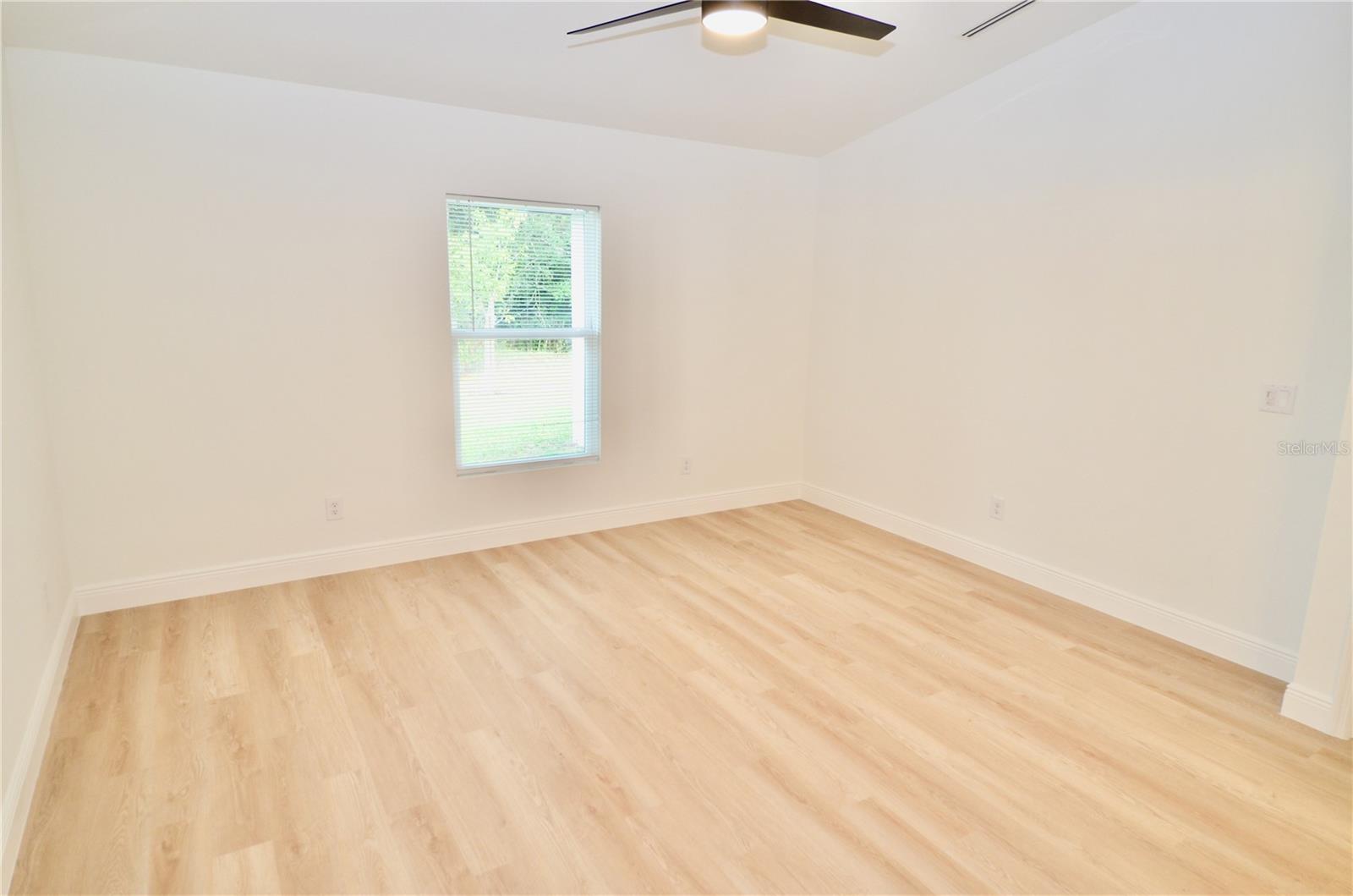 PORT CHARLOTTE SUB 32 - Residential Lease