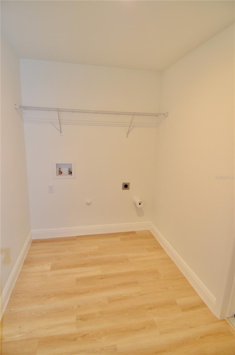 PORT CHARLOTTE SUB 32 - Residential Lease