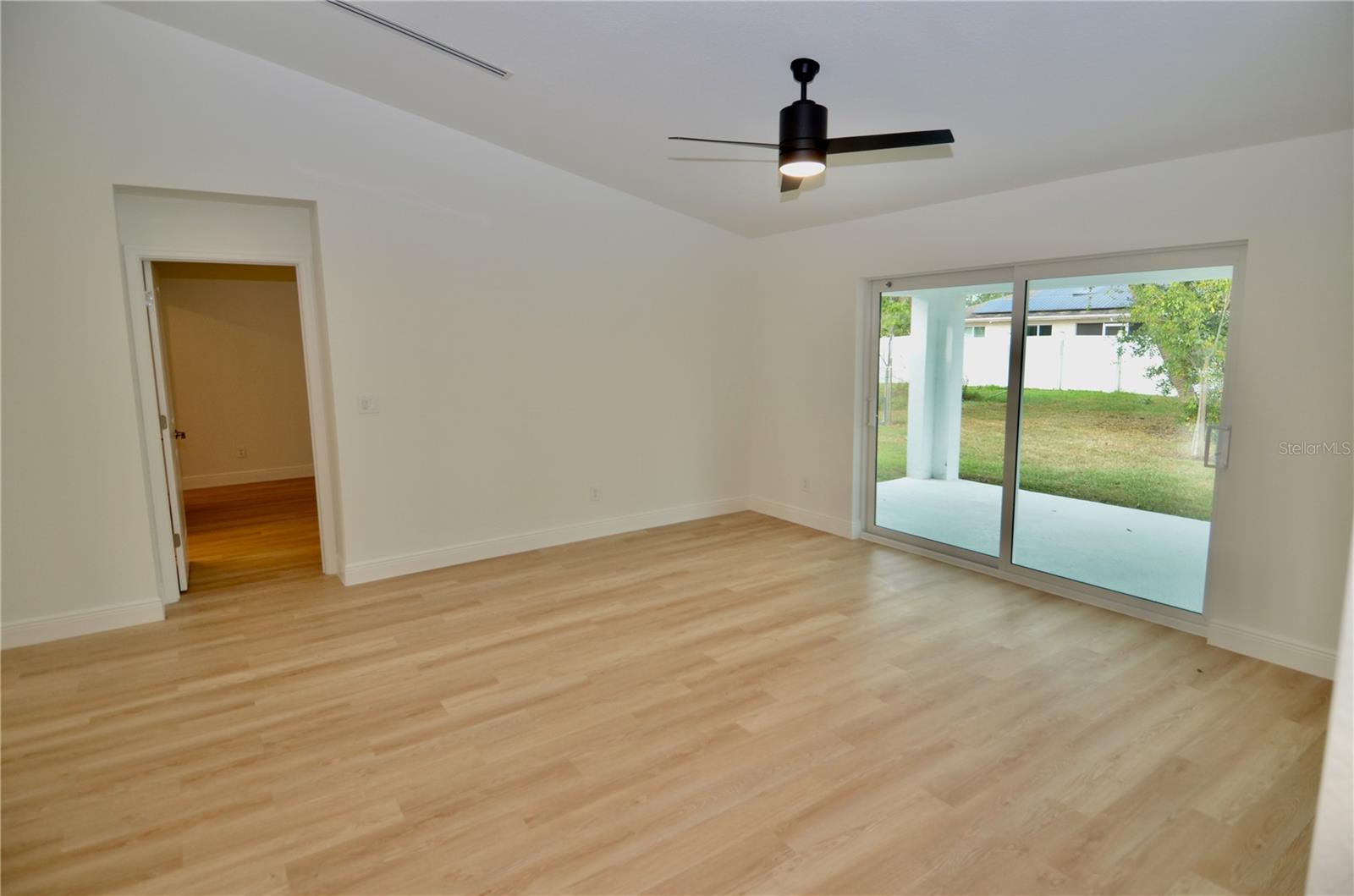 PORT CHARLOTTE SUB 32 - Residential Lease