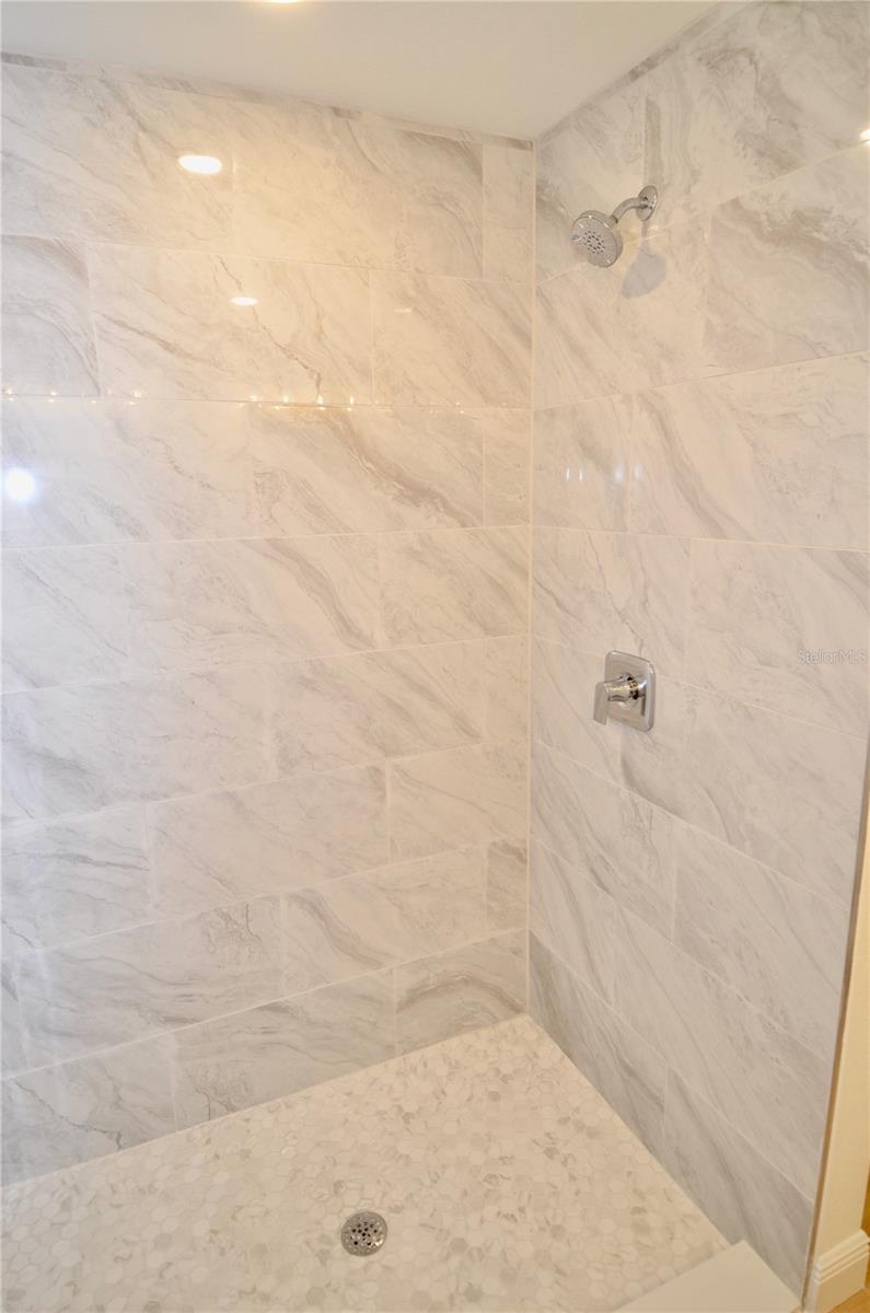 PORT CHARLOTTE SUB 32 - Residential Lease