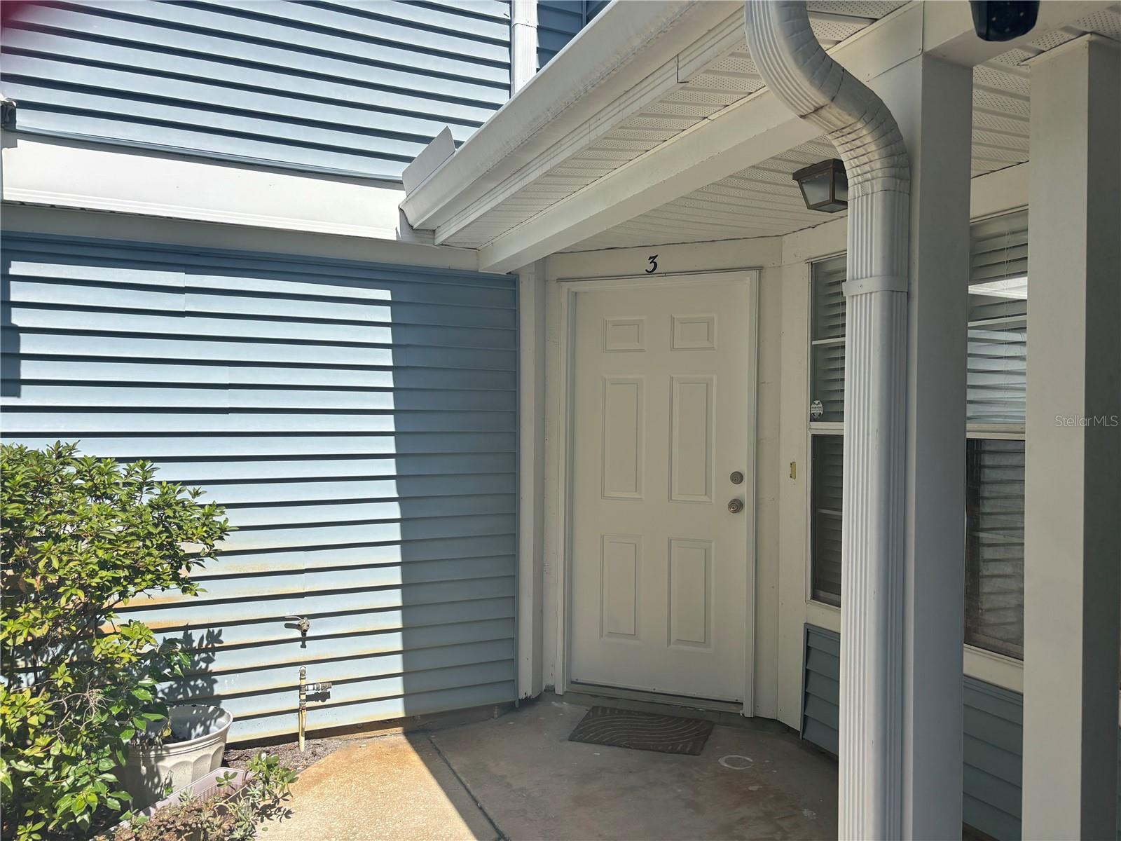 Enjoy this beautiful 2-story with a one-car garage townhome, , located in the highly sought-after Coach Homes at Mariners Village in the heart of Orlando.
This charming home is just minutes from MCO Orlando International Airport, Downtown Orlando, and major highways including I-4, 408, and 528, making commuting a breeze.
Services included are fiber optic Internet, Water, Sewer, Trash, Exterior Maintenance, Community Pool Access and Pest Control — everything you need for stress-free living.
Schedule your private showing today and make this gem your new home.