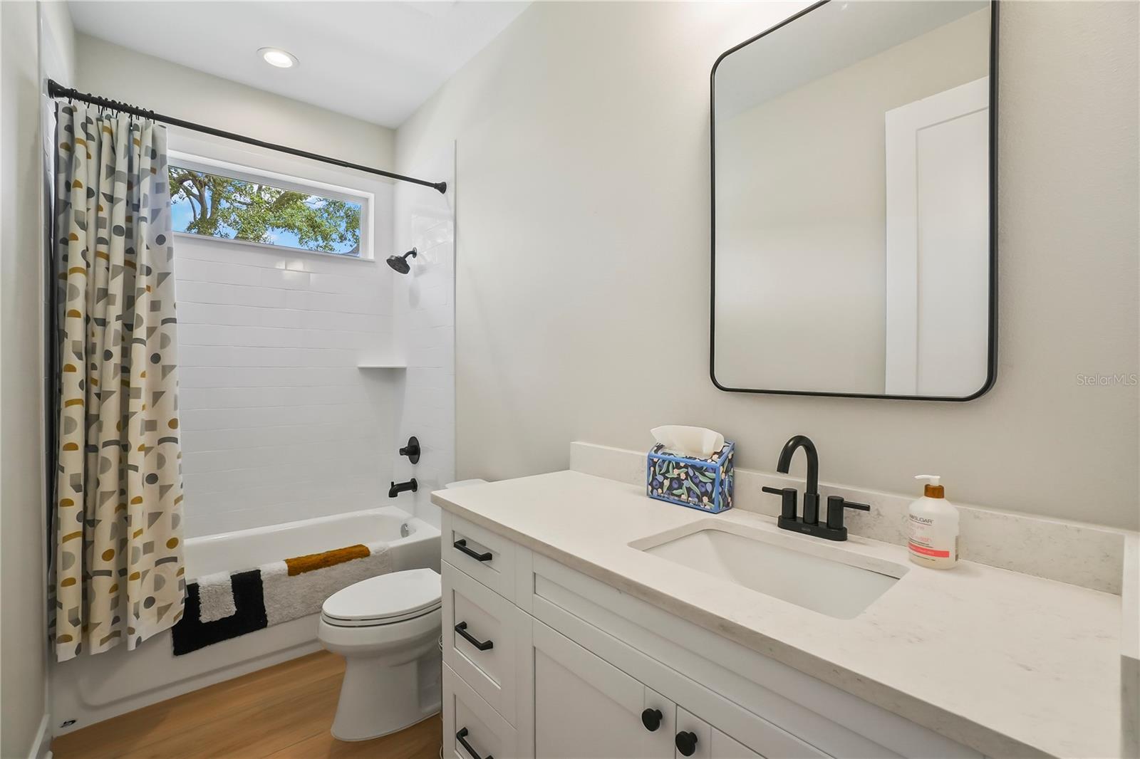 MAC FARLANE PARK - Residential