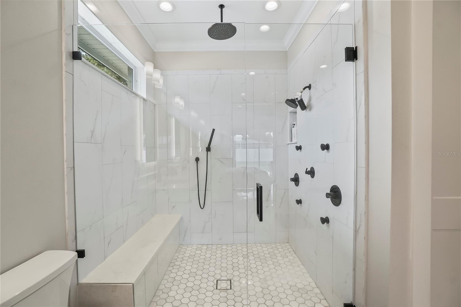 MAC FARLANE PARK - Residential