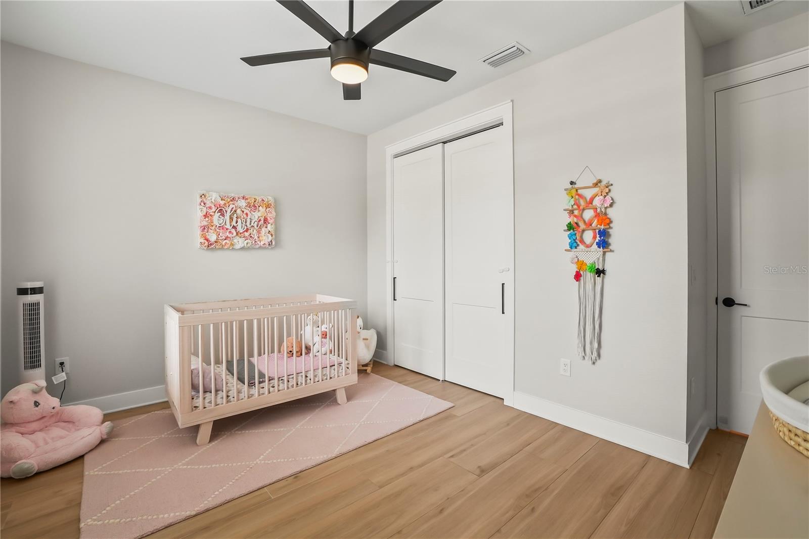 MAC FARLANE PARK - Residential