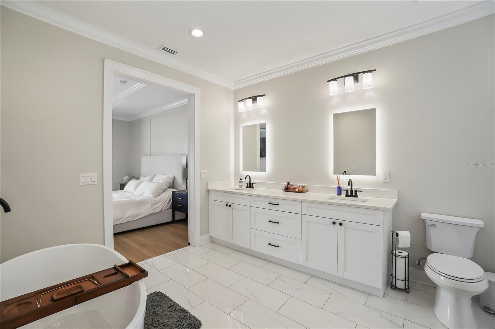 MAC FARLANE PARK - Residential