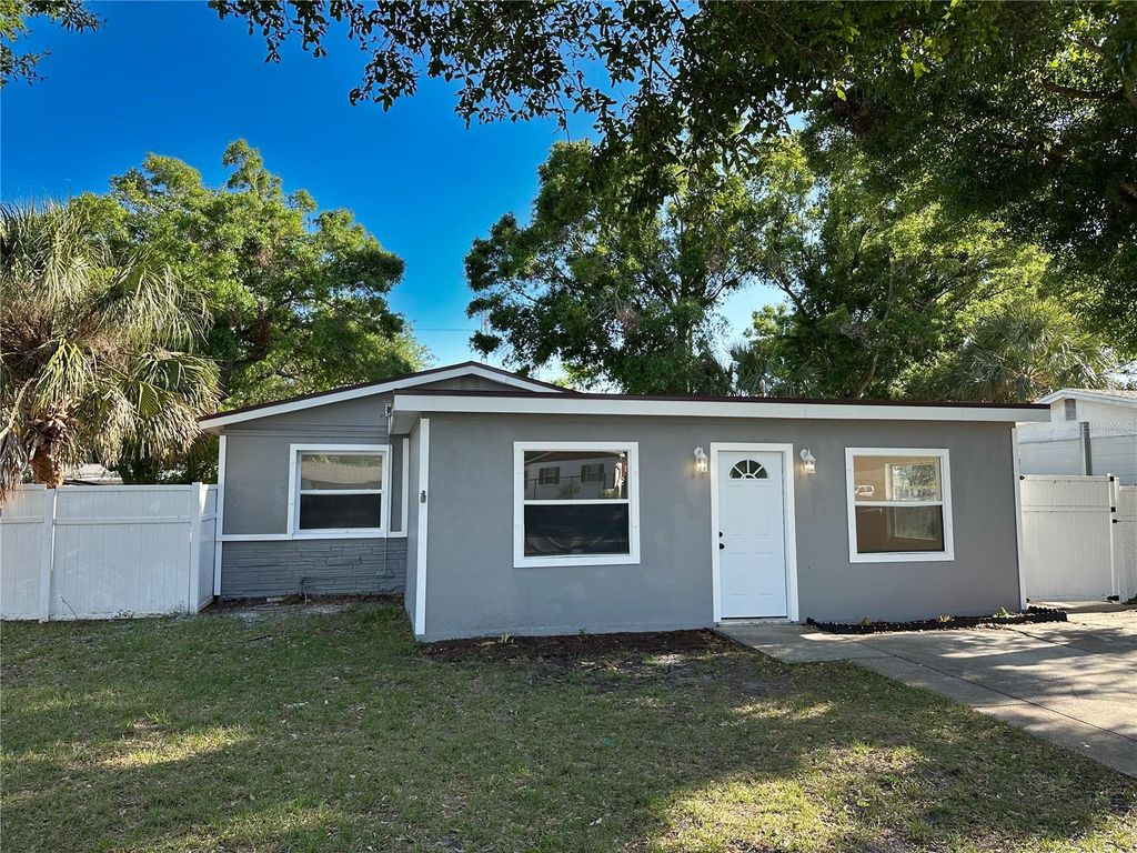 Photo of 6982 79th Avenue N, Pinellas Park, FL 33781 (MLS # TB8373302)