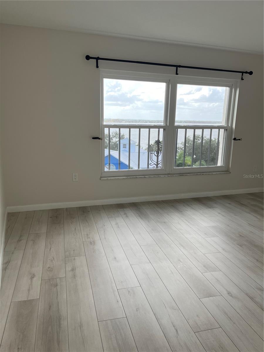 MOUNT DORA VILLA DORA CONDO UNIT 01 - Residential Lease