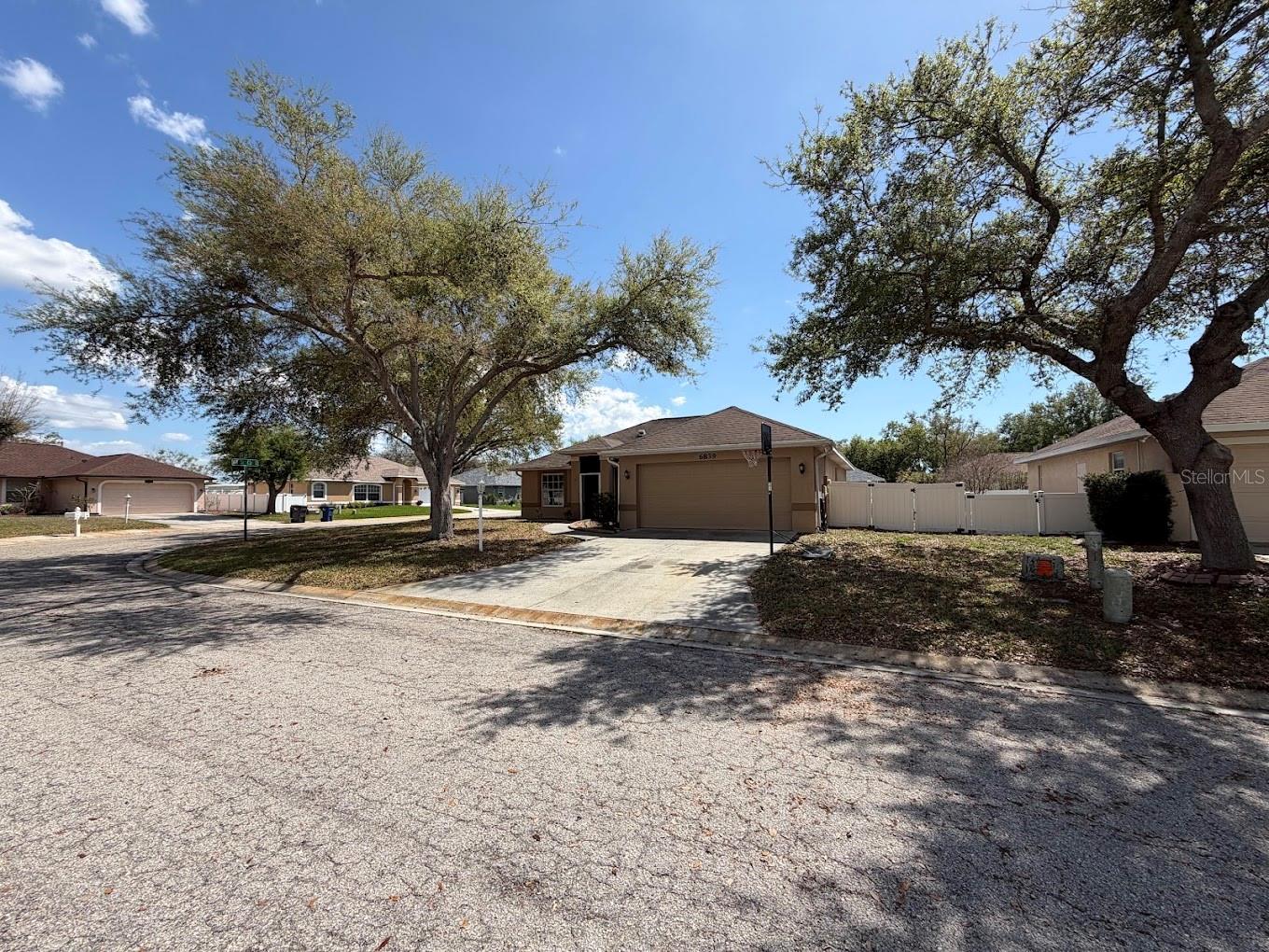 ARBOR CREEK - Residential