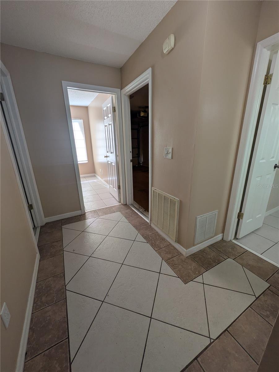 STOCKBRIDGE UNIT 1 - Residential Lease