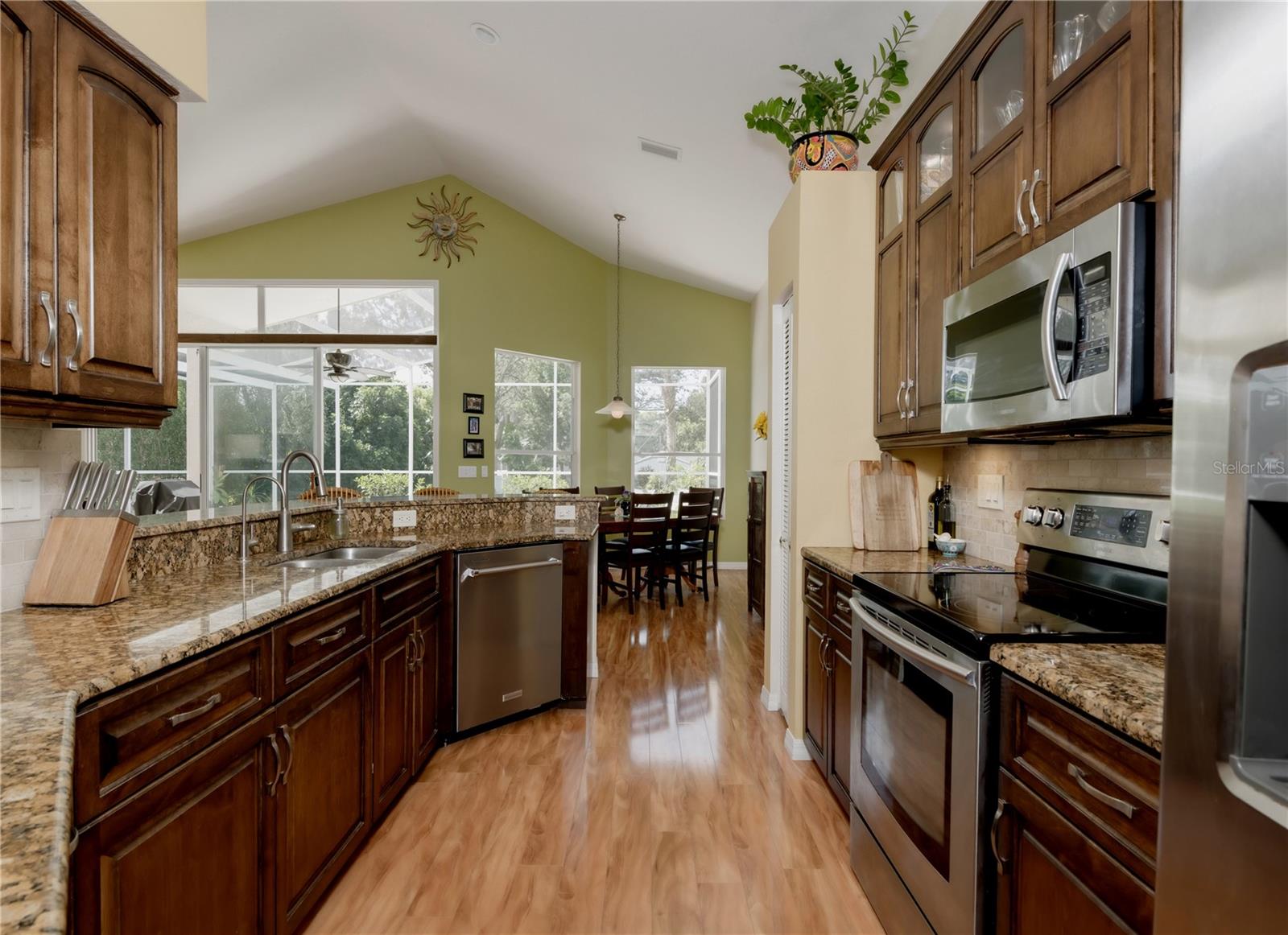 WESTWINDS PH II - Residential Lease