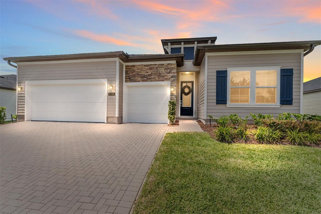 Photo of 1244 SE 42nd Road, Ocala, FL 34480 (MLS # OM705894)