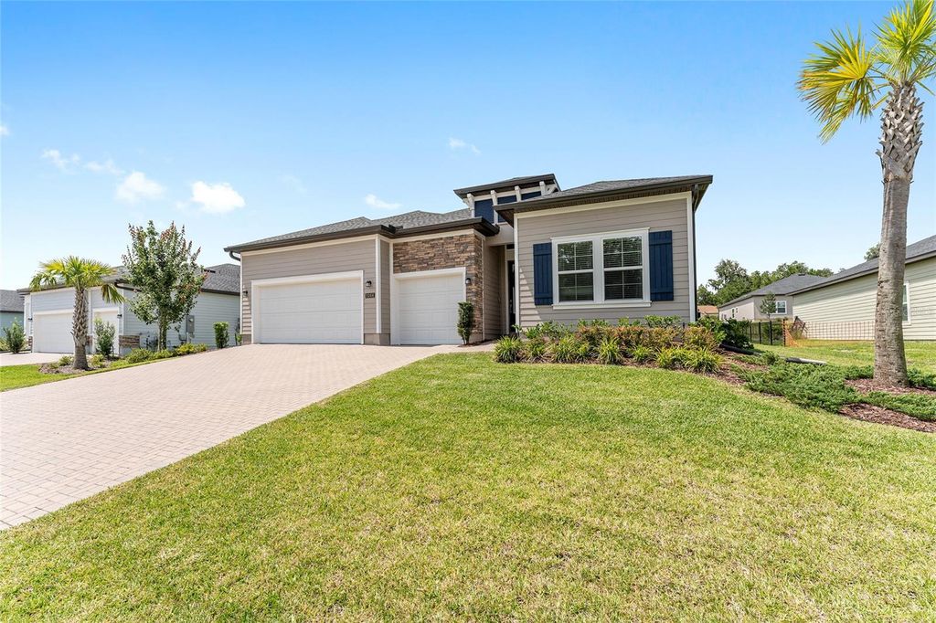 Photo of 1244 SE 42nd Road, Ocala, FL 34480 (MLS # OM705894)