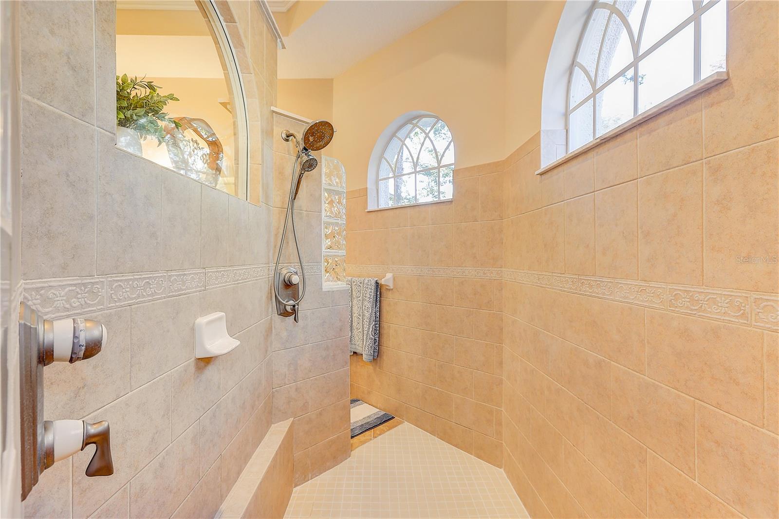 QUAIL RIDGE - Residential