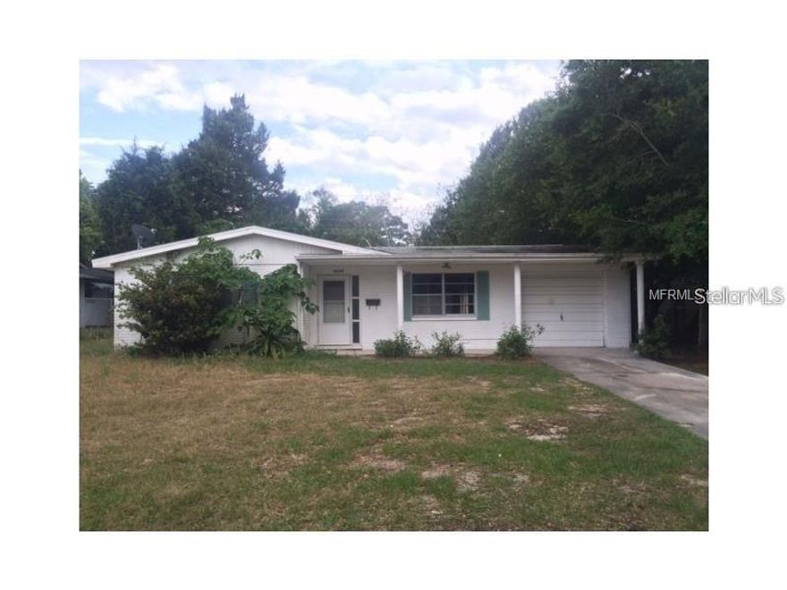 Investor sale TLC needed 2 BEDROOM 1 BATHROOM 1 CAR GARAGE HOUSE. TILE THROUGHOUT HOME. NICE LARGE OPEN SPACE WITH A GOOD SIZED KITCHEN AND PLENTY OF CABINET SPACE. ROOF LOOKS NEWER, THIS IS A GREAT HOME WALKING DISTANCE TO DOWNTOWN NEW PORT RICHEY AND HOSPITAL AROUND THE CORNER. NEAR TO MANY AMENITIES INCLUDING, SHOPPING CENTERS, RESTAURANTS, BEACHES AND MUCH MORE.