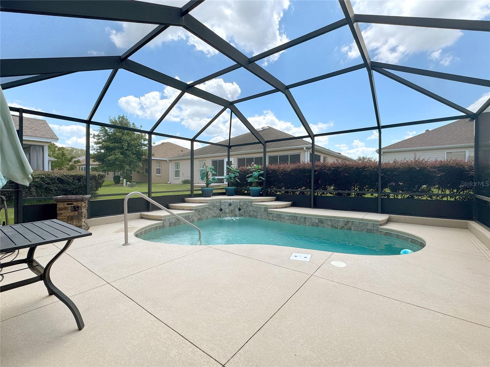 498 WESTON MANOR DRIVE