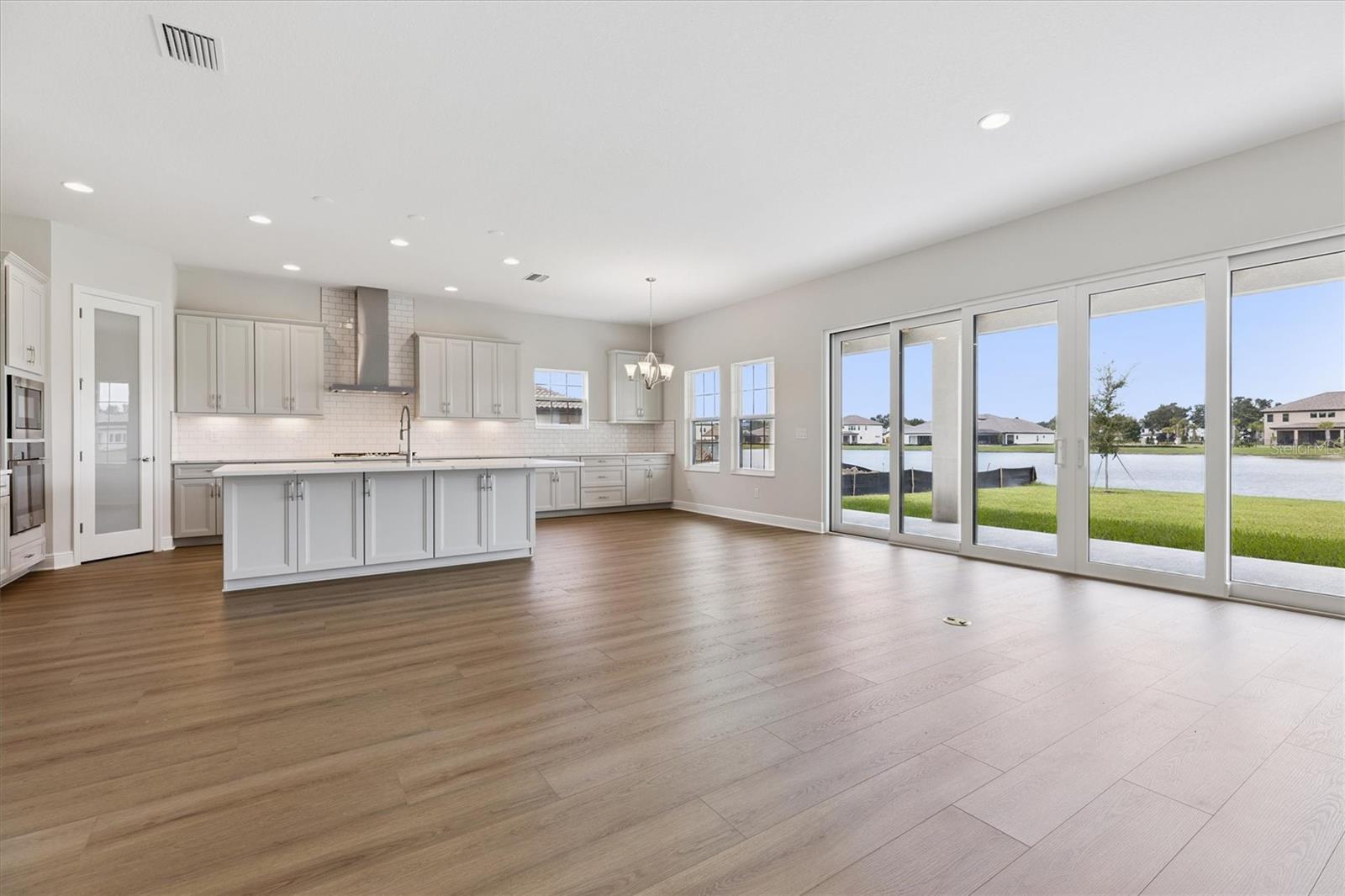 HAWKSTONE - Residential