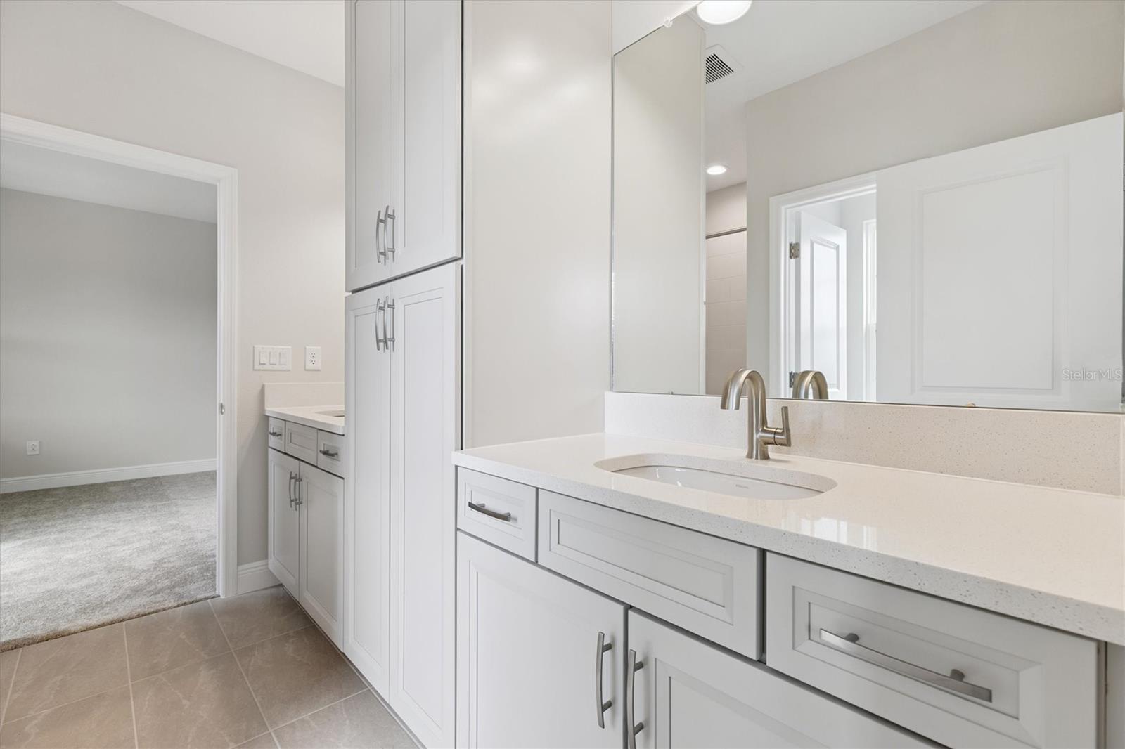 HAWKSTONE - Residential
