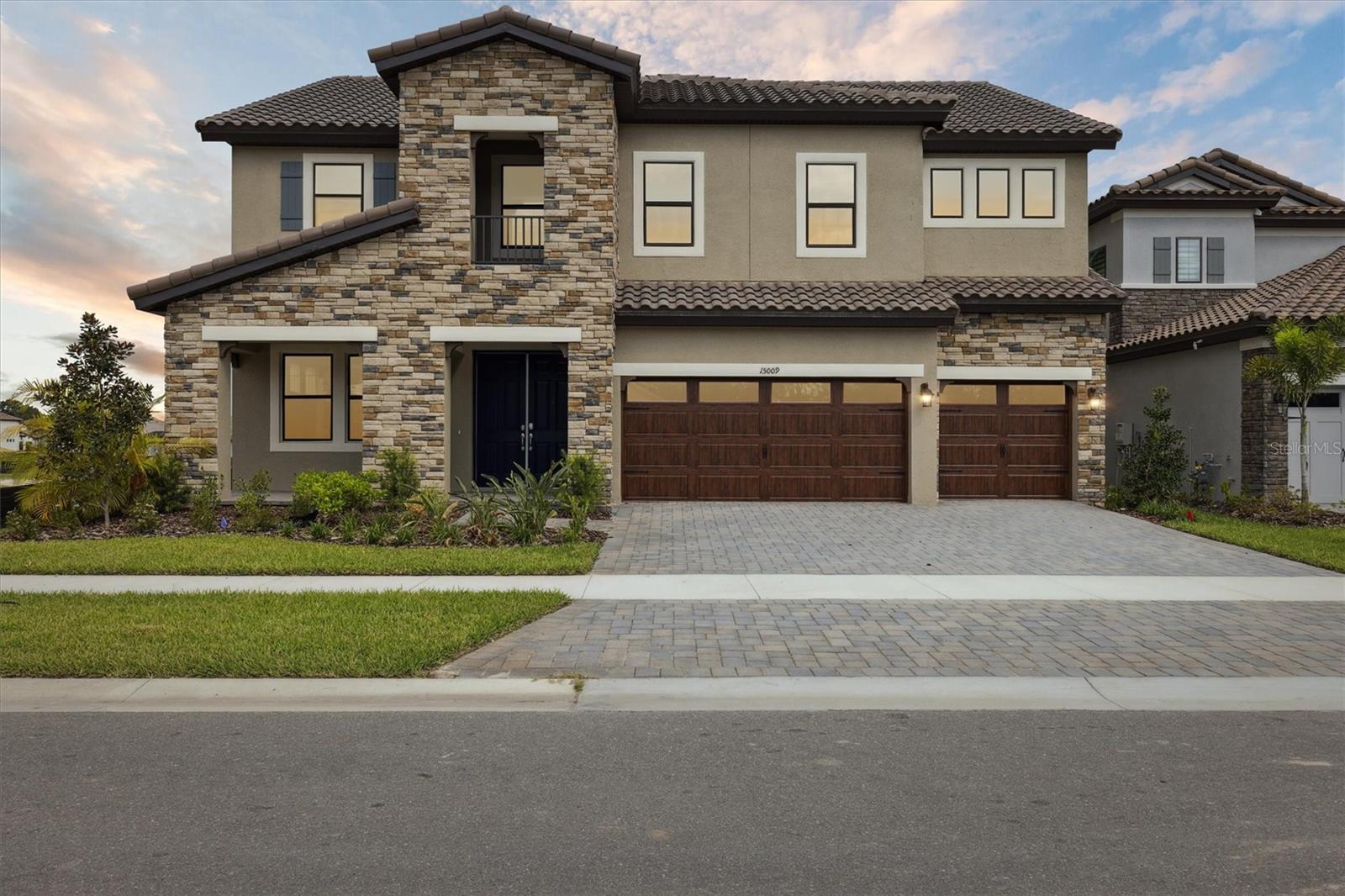 HAWKSTONE - Residential