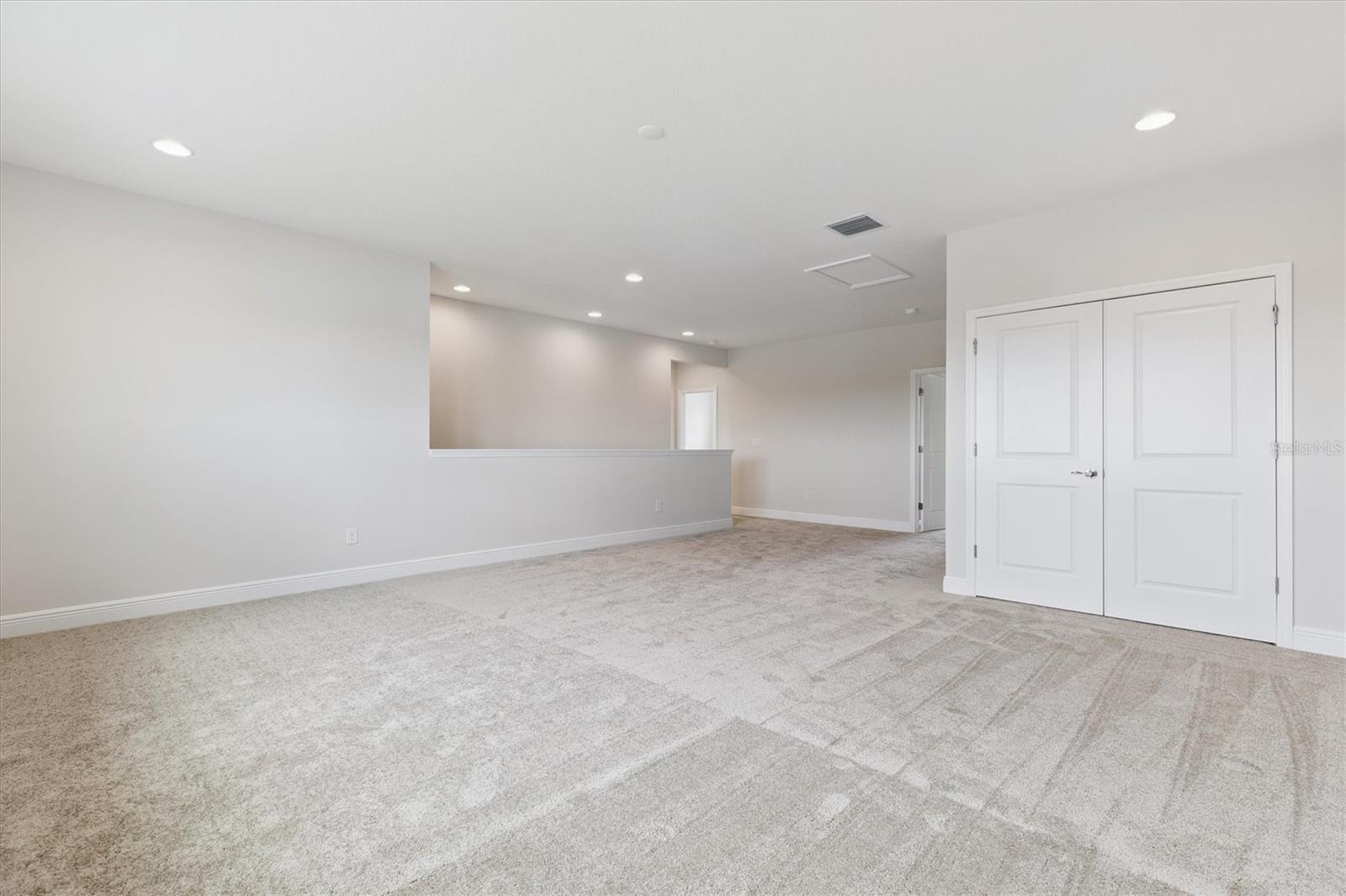HAWKSTONE - Residential