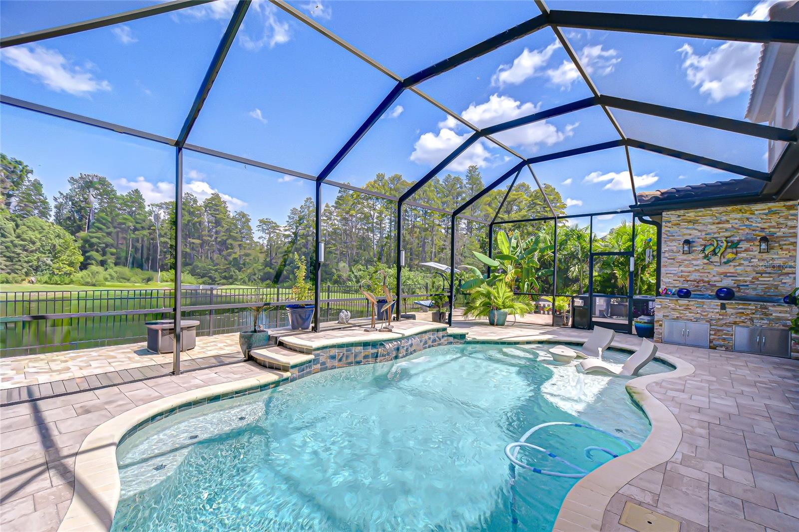 PRISTINE LAKE PRESERVE - Residential