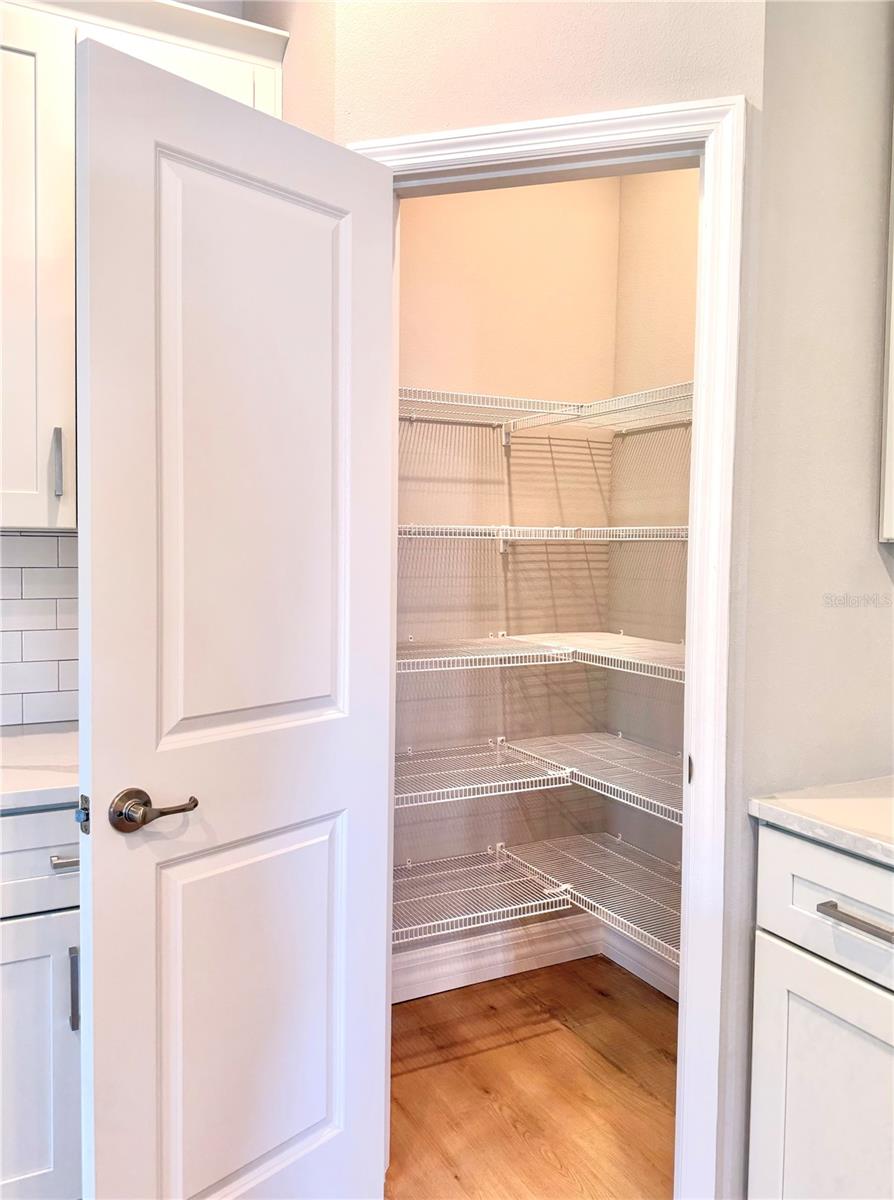 132 W PRAIRIE STREET