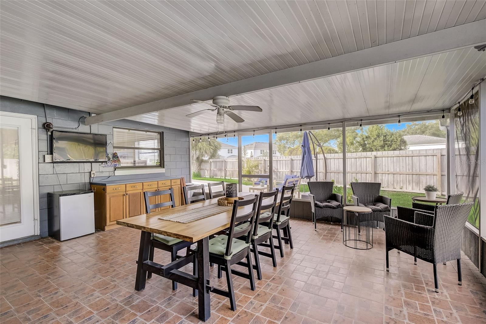 EASTBROOK SUB UNIT 16 - Residential