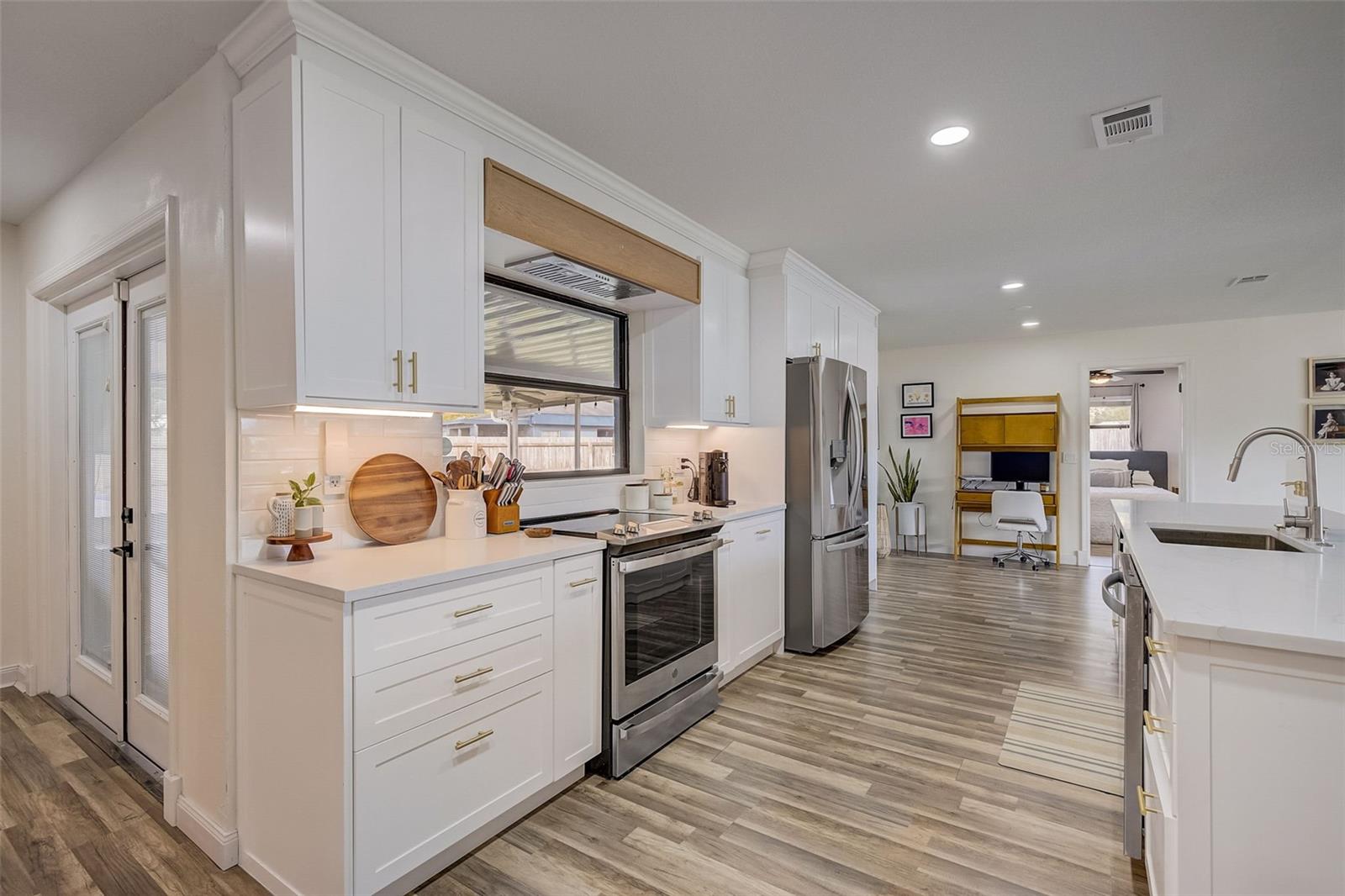 EASTBROOK SUB UNIT 16 - Residential