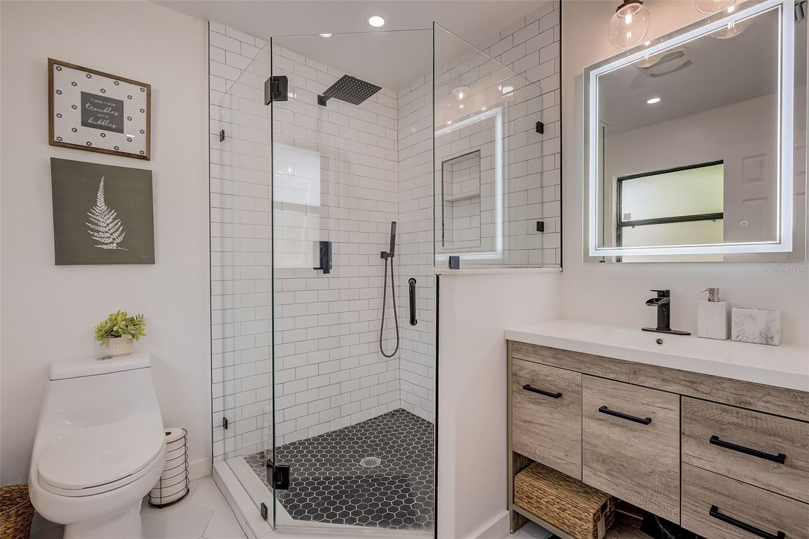 EASTBROOK SUB UNIT 16 - Residential