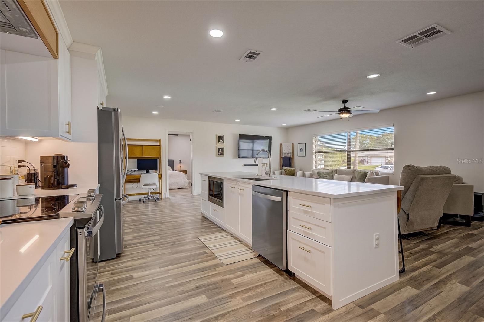 EASTBROOK SUB UNIT 16 - Residential