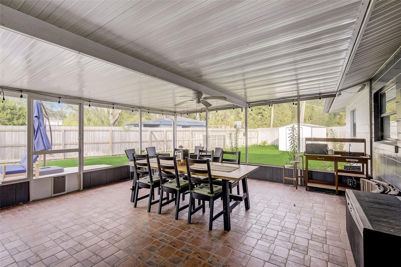 EASTBROOK SUB UNIT 16 - Residential