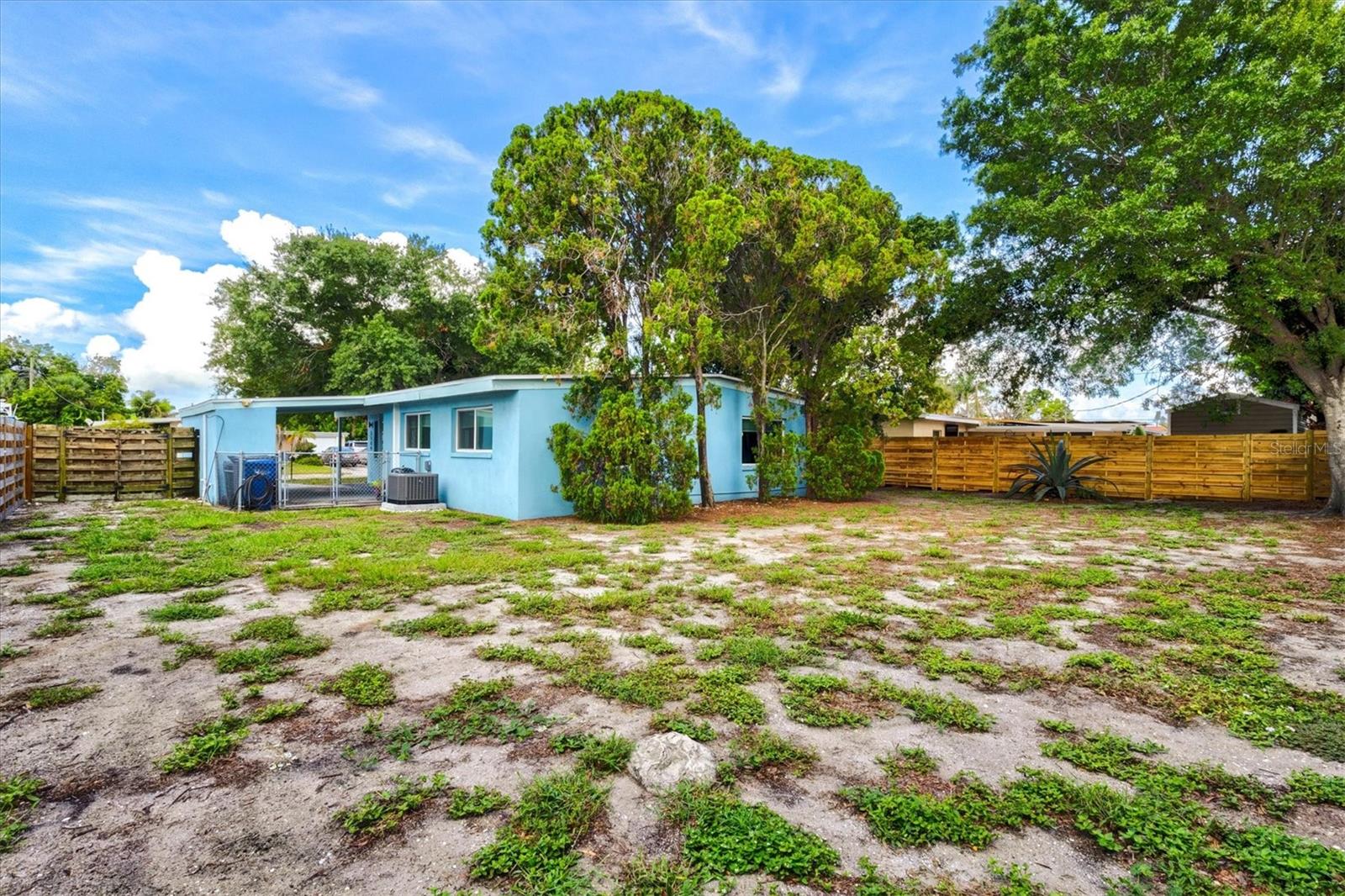 BAYSHORE GARDENS SEC 3 REP - Residential