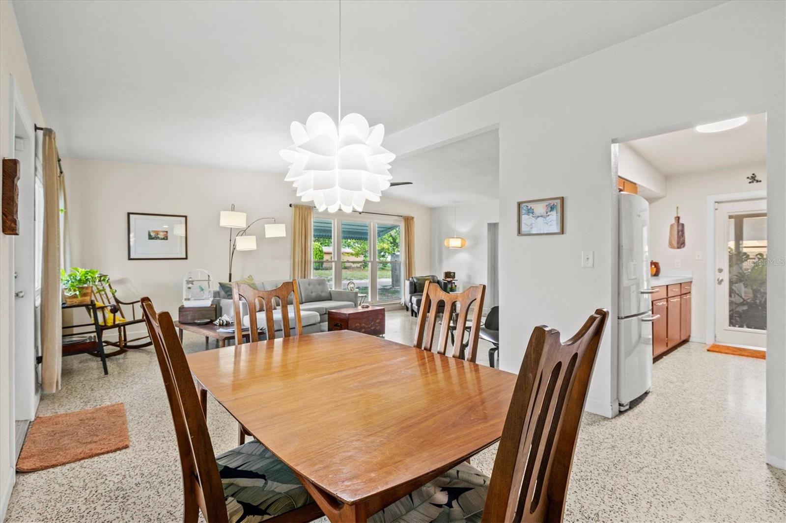 BAYSHORE GARDENS SEC 3 REP - Residential