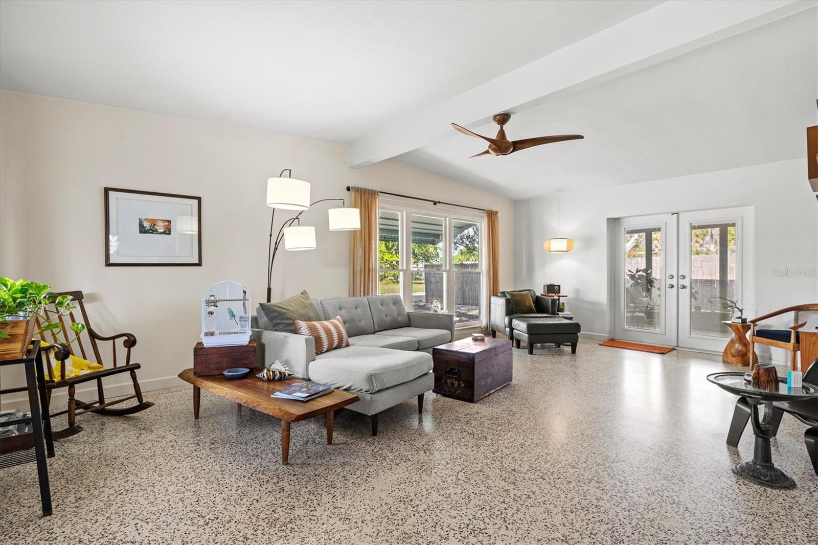 BAYSHORE GARDENS SEC 3 REP - Residential