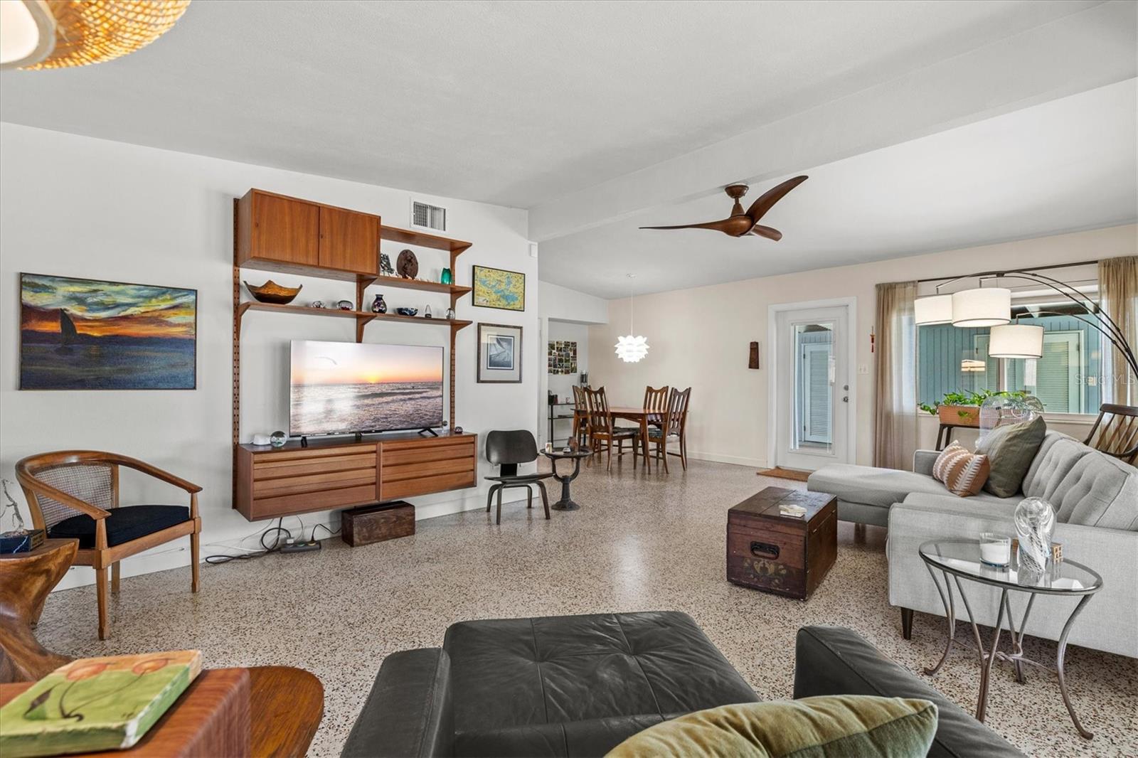 BAYSHORE GARDENS SEC 3 REP - Residential