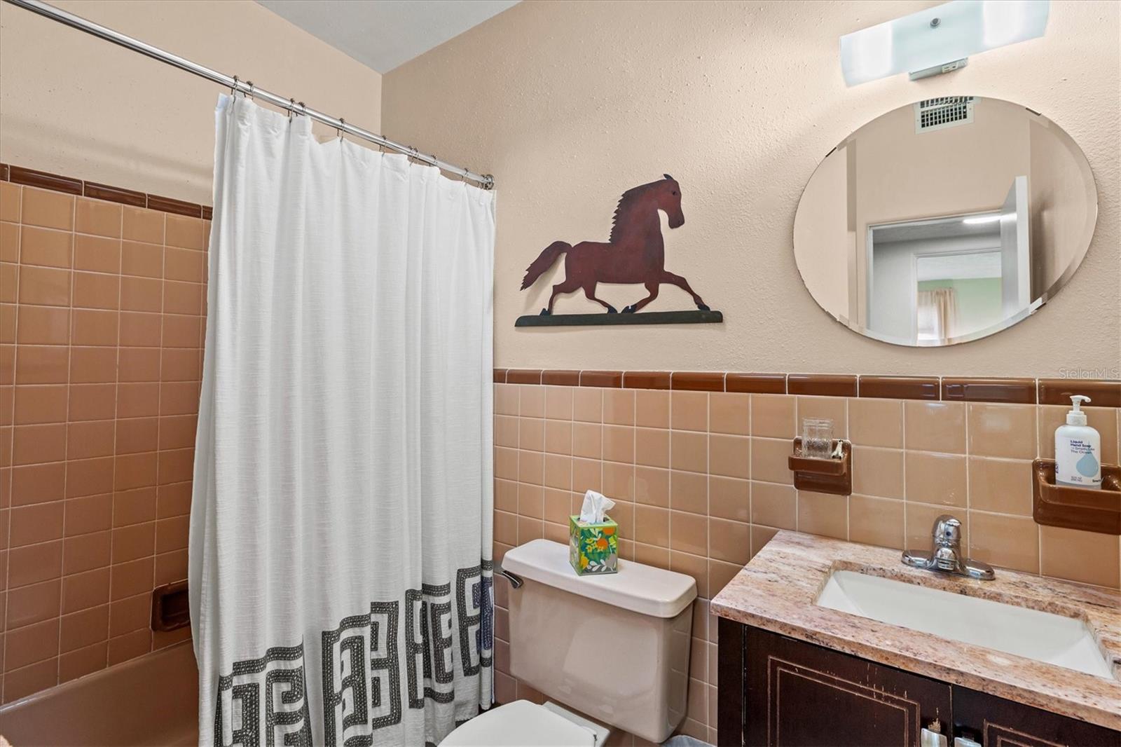 BAYSHORE GARDENS SEC 3 REP - Residential