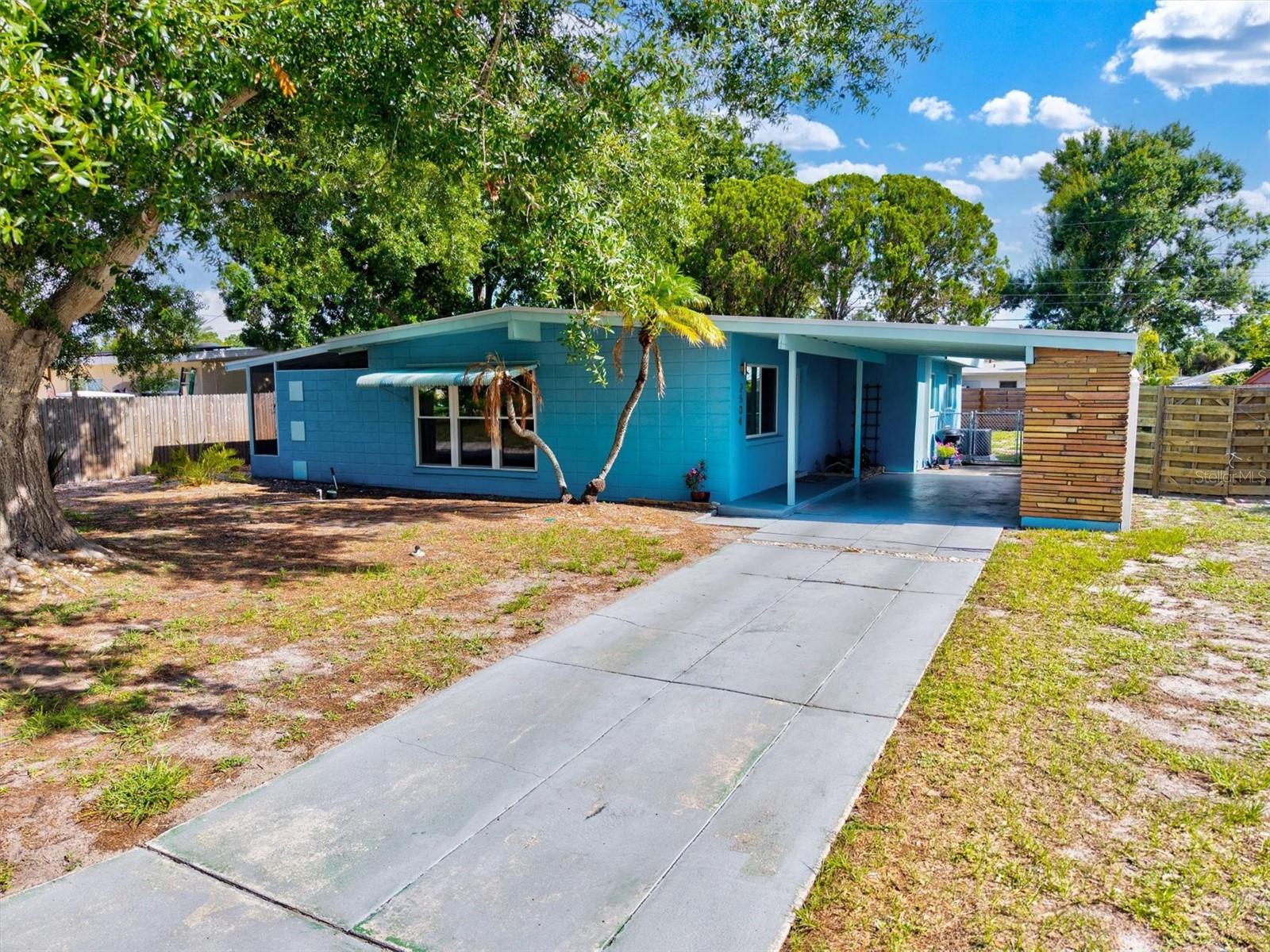 BAYSHORE GARDENS SEC 3 REP - Residential