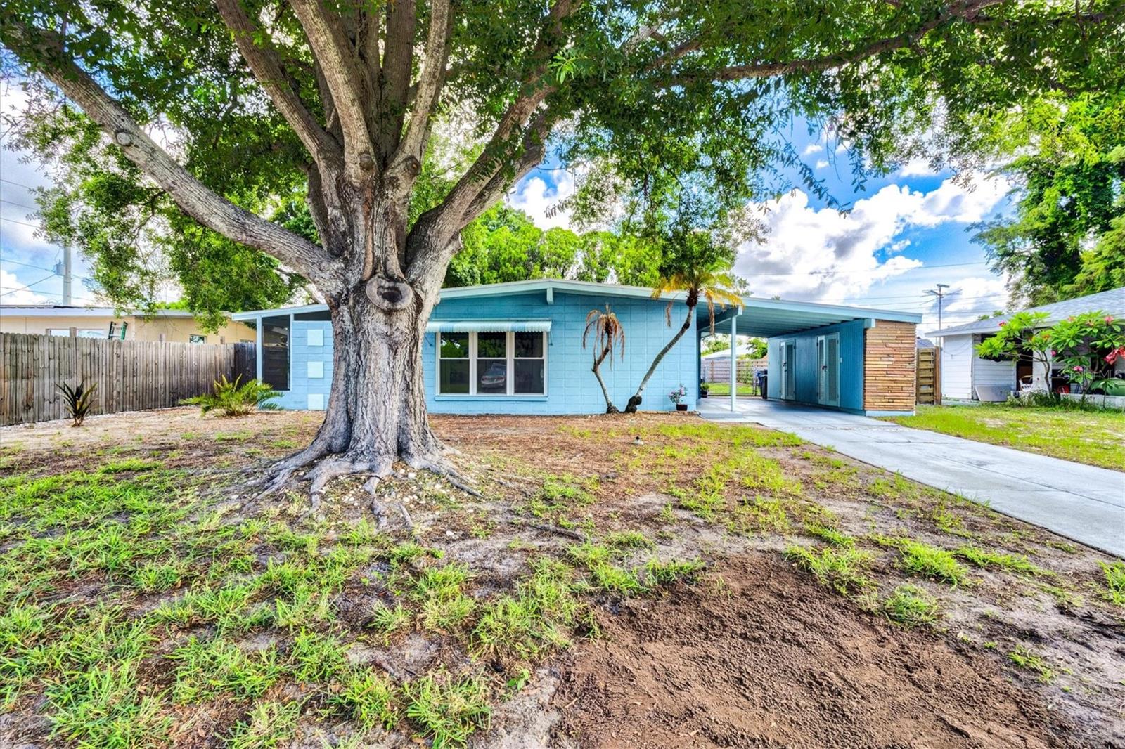 BAYSHORE GARDENS SEC 3 REP - Residential