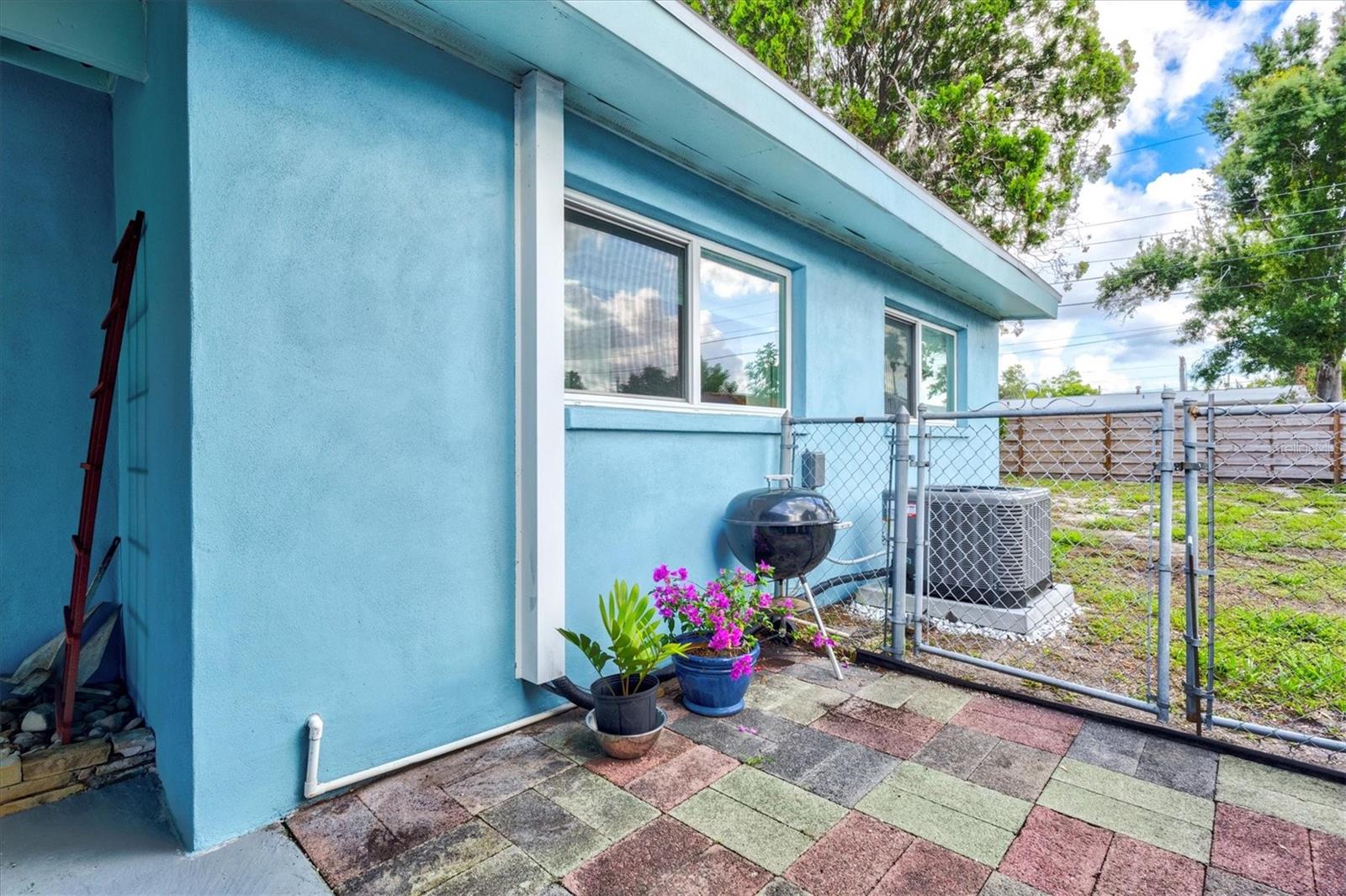 BAYSHORE GARDENS SEC 3 REP - Residential