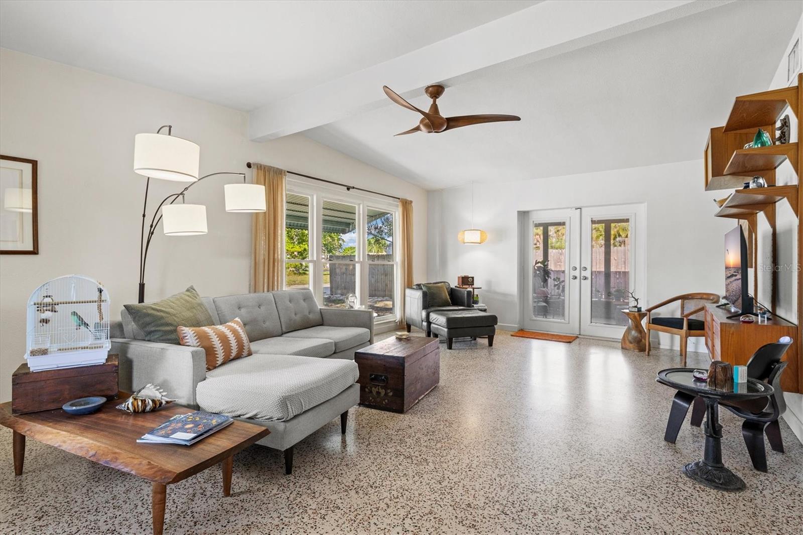 BAYSHORE GARDENS SEC 3 REP - Residential