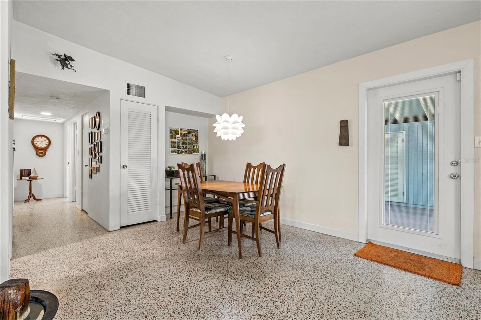 BAYSHORE GARDENS SEC 3 REP - Residential
