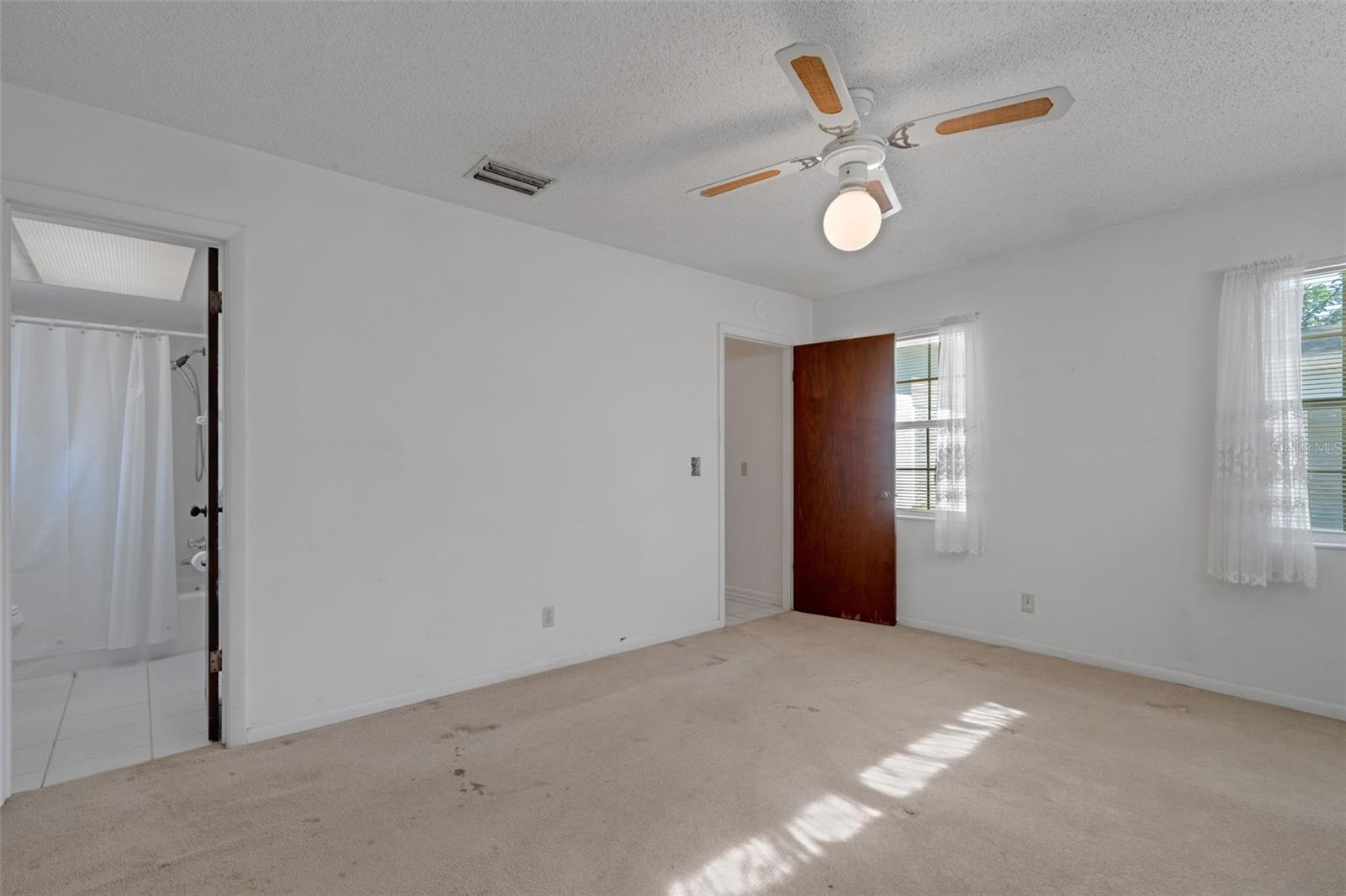 LAKE ELLEN GROVE SUB - Residential