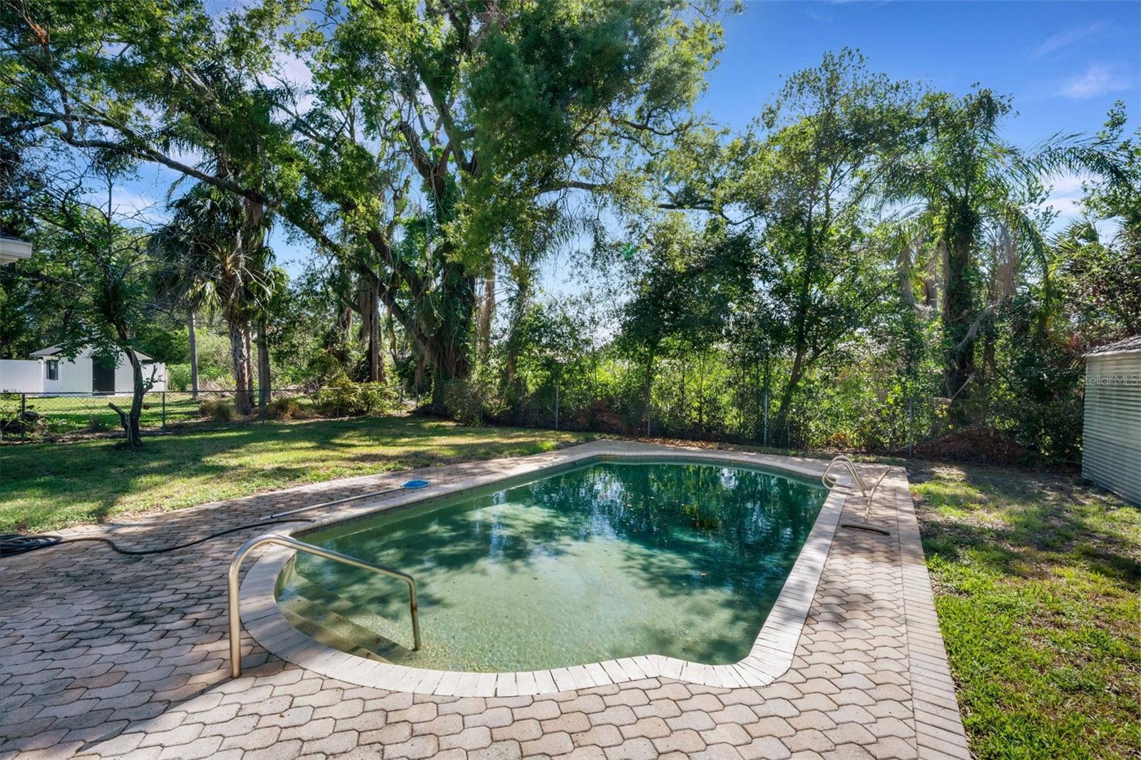 LAKE ELLEN GROVE SUB - Residential