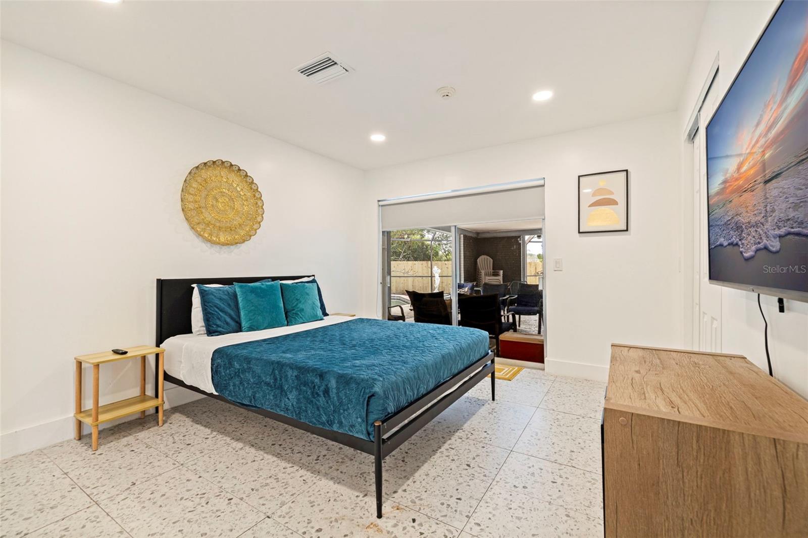 LAKESIDE PARK - Residential